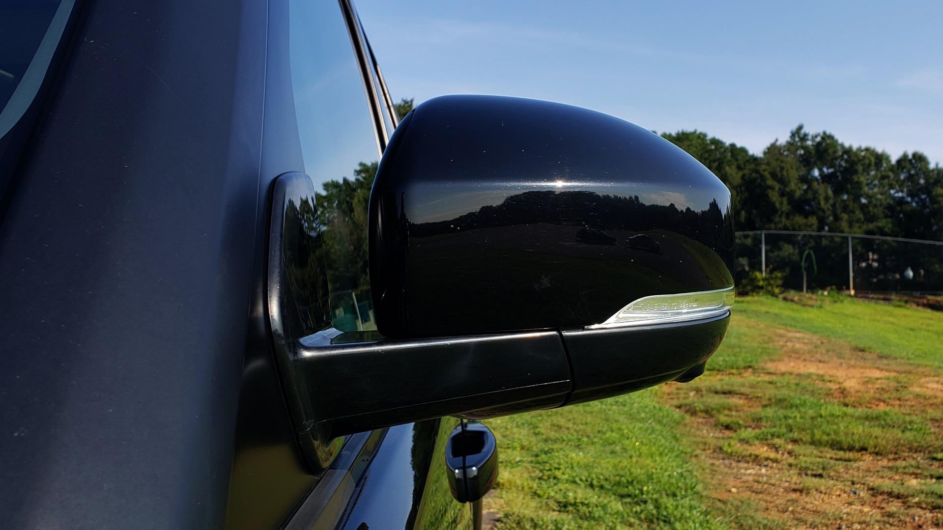 Used 2016 Land Rover LR4 HSE LUX LANDMARK EDITION / NAV / HTD STS / SUNROOF / REARVIEW for sale Sold at Formula Imports in Charlotte NC 28227 16