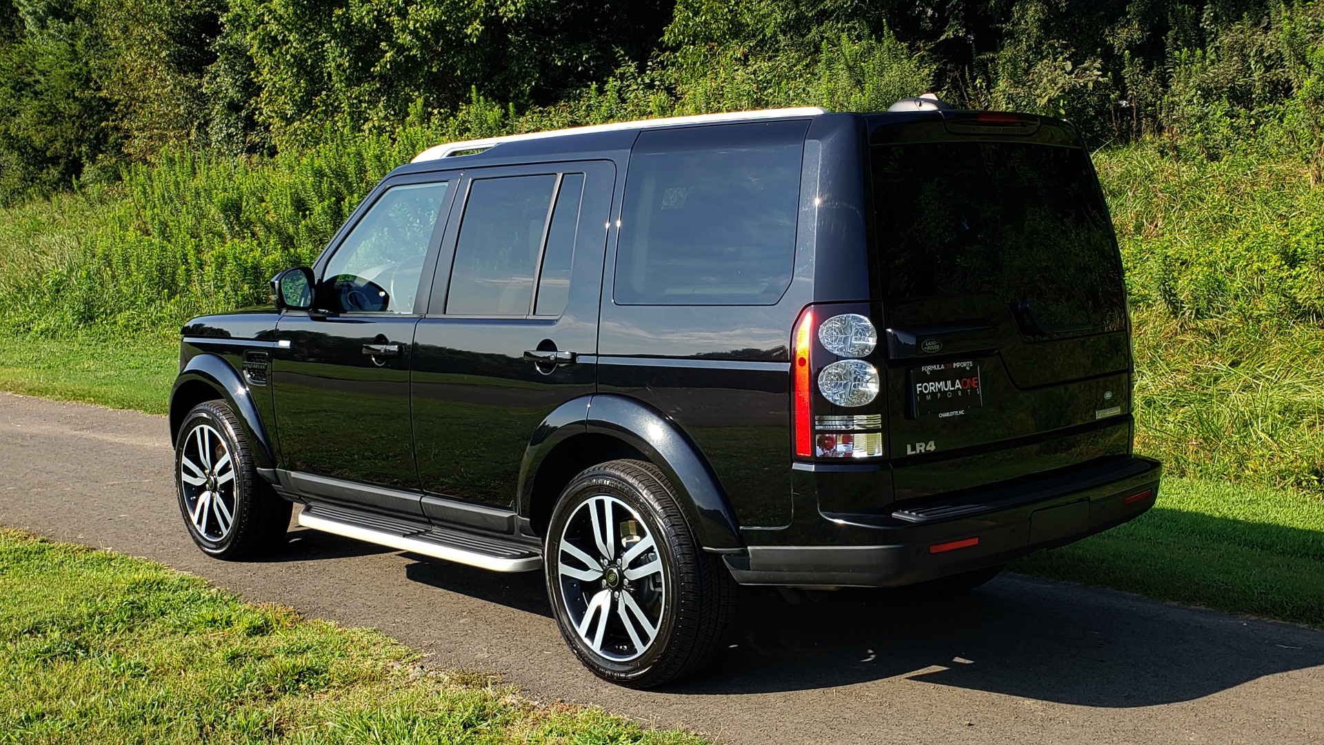 Used 2016 Land Rover LR4 HSE LUX LANDMARK EDITION / NAV / HTD STS / SUNROOF / REARVIEW for sale Sold at Formula Imports in Charlotte NC 28227 5