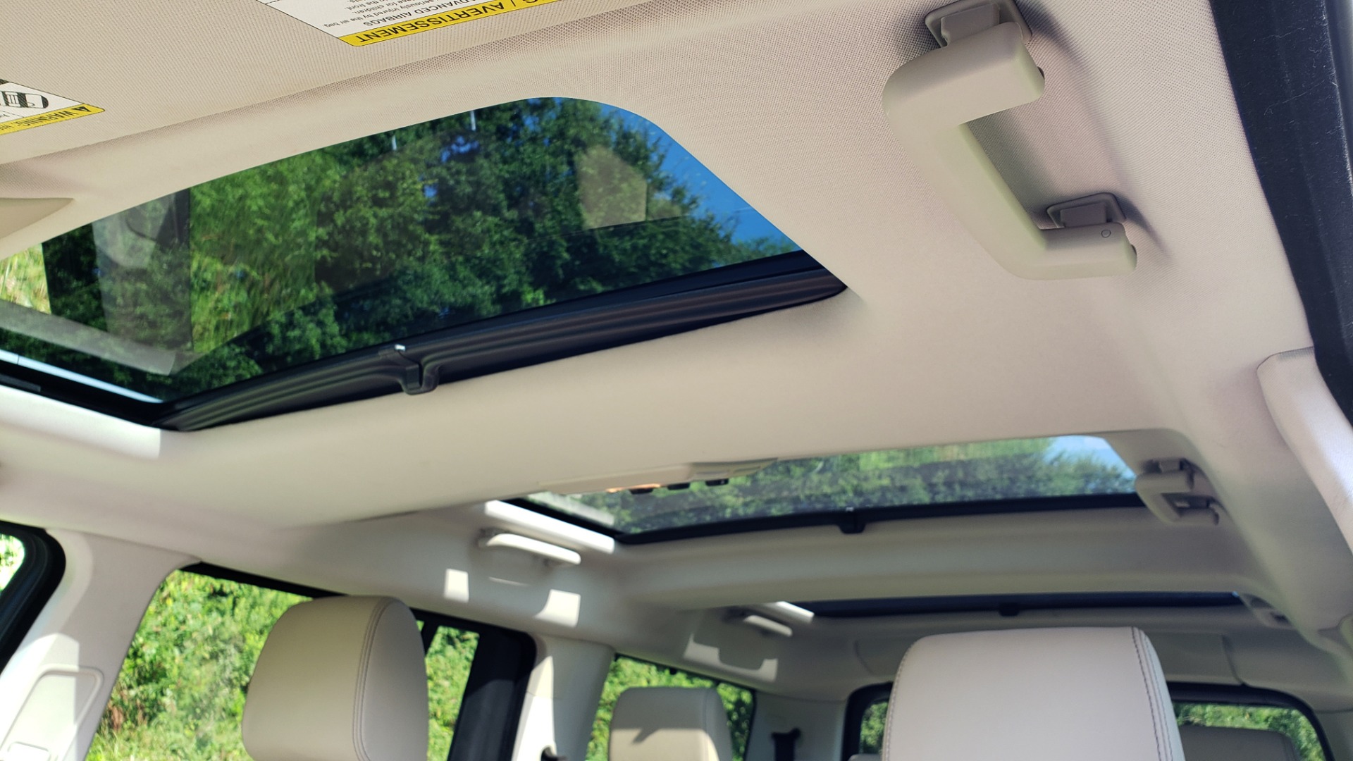 Used 2016 Land Rover LR4 HSE LUX LANDMARK EDITION / NAV / HTD STS / SUNROOF / REARVIEW for sale Sold at Formula Imports in Charlotte NC 28227 57