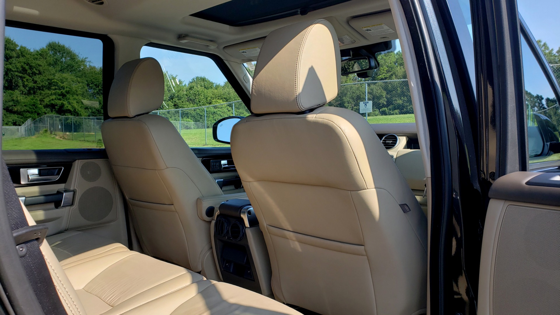 Used 2016 Land Rover LR4 HSE LUX LANDMARK EDITION / NAV / HTD STS / SUNROOF / REARVIEW for sale Sold at Formula Imports in Charlotte NC 28227 72