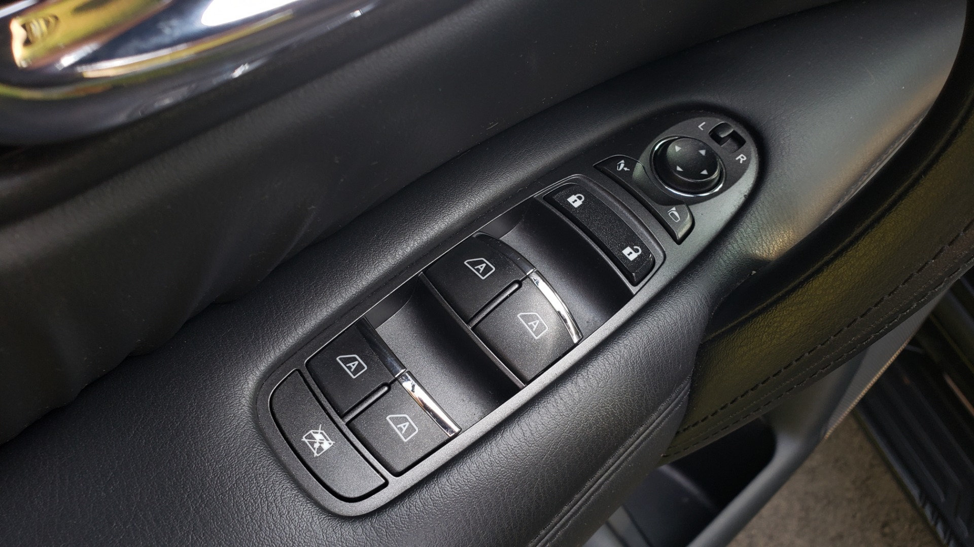 Used 2013 INFINITI QX56 NAV / SUNROOF / BOSE / THEATER / 3-ROW / REARVIEW for sale $21,495 at Formula Imports in Charlotte NC 28227 28