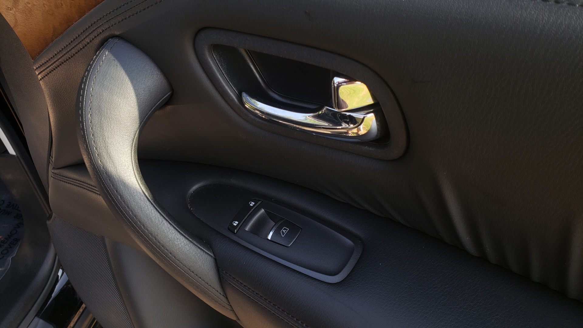 Used 2013 INFINITI QX56 NAV / SUNROOF / BOSE / THEATER / 3-ROW / REARVIEW for sale $21,495 at Formula Imports in Charlotte NC 28227 57