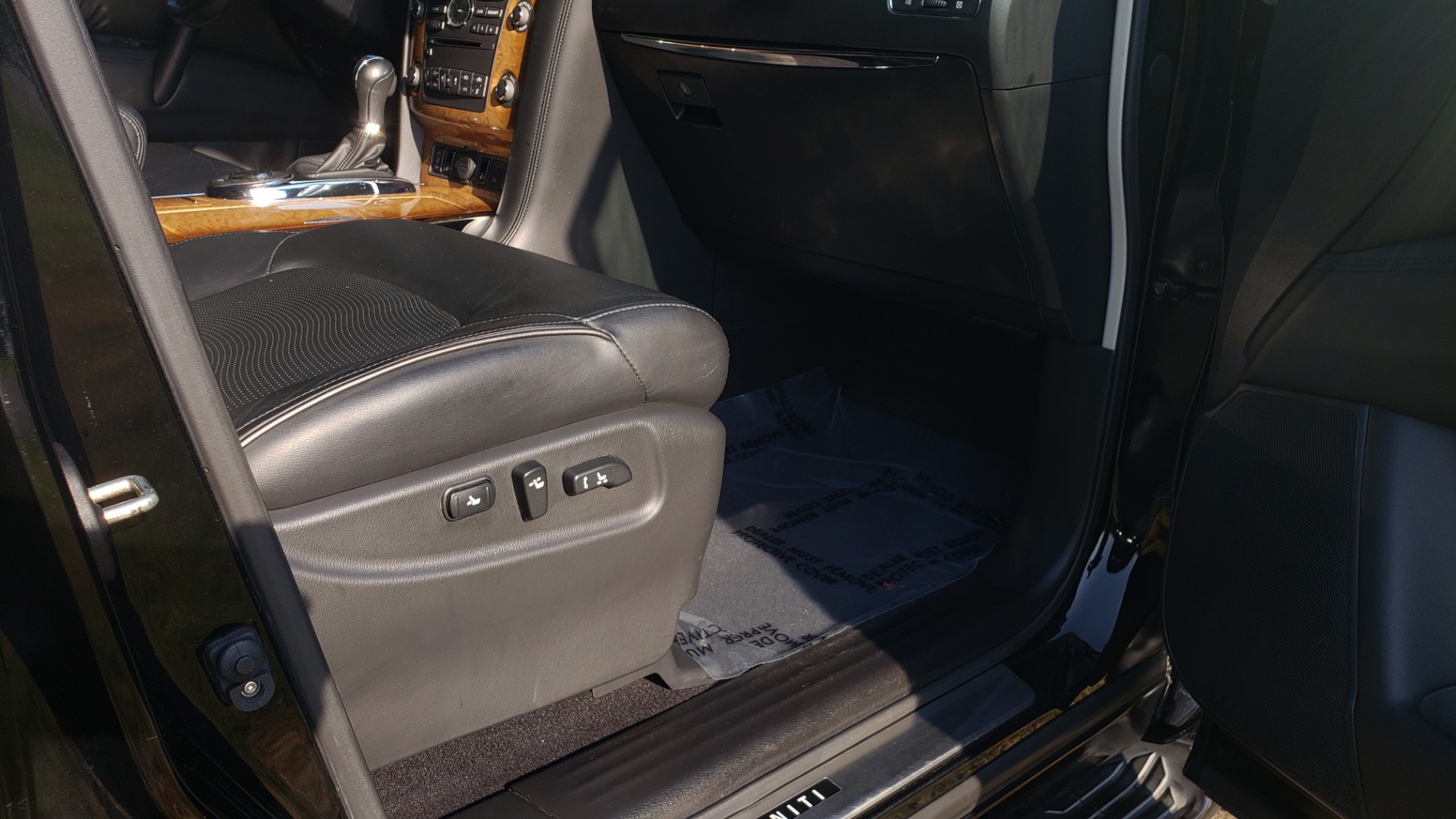 Used 2013 INFINITI QX56 THEATER PKG / NAV / SUNROOF / HEATED SEATS / REARVIEW for sale Sold at Formula Imports in Charlotte NC 28227 58