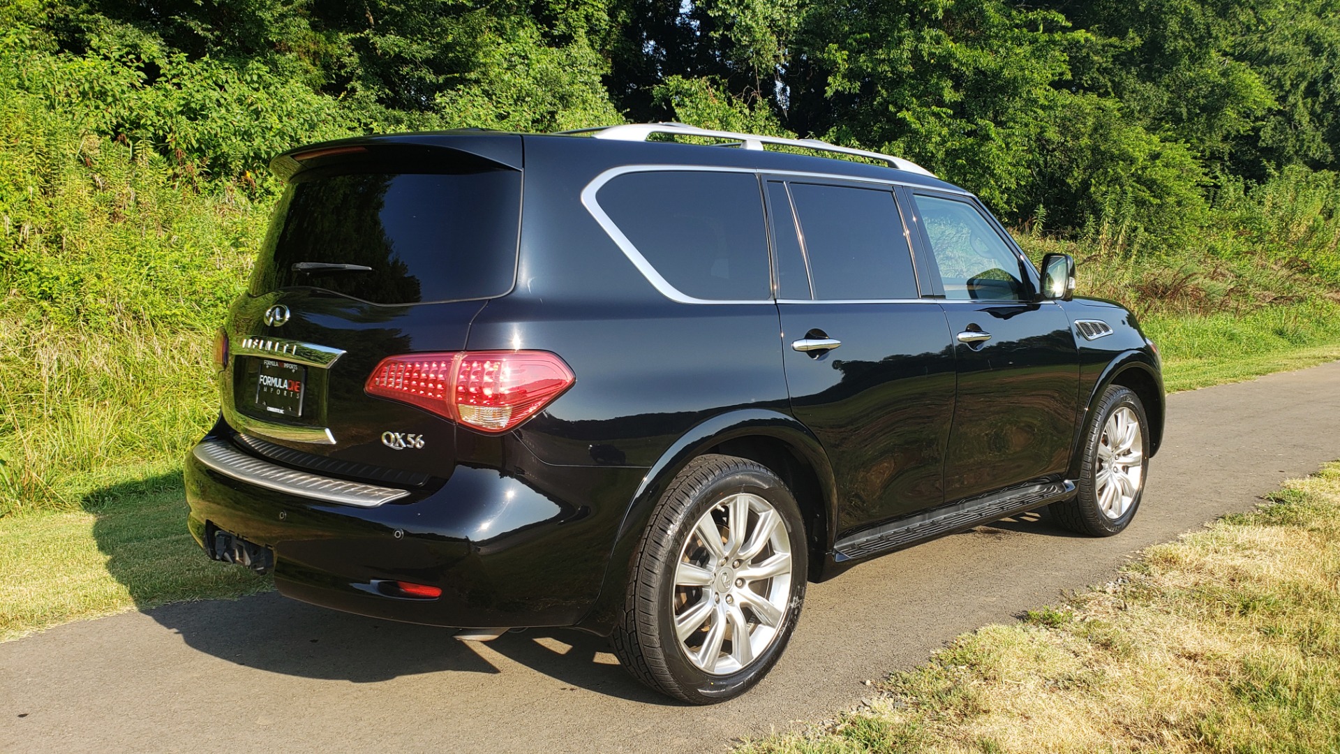 Used 2013 INFINITI QX56 THEATER PKG / NAV / SUNROOF / HEATED SEATS / REARVIEW for sale Sold at Formula Imports in Charlotte NC 28227 7