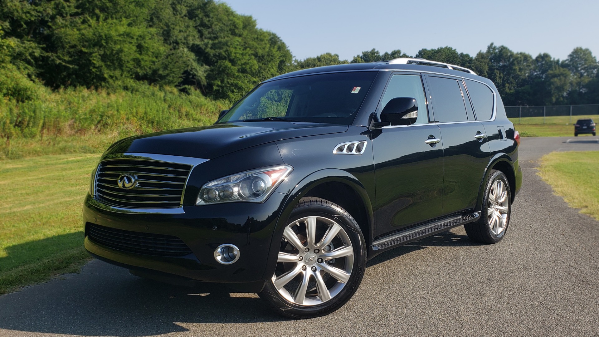 Used 2013 INFINITI QX56 THEATER PKG / NAV / SUNROOF / HEATED SEATS / REARVIEW for sale Sold at Formula Imports in Charlotte NC 28227 1
