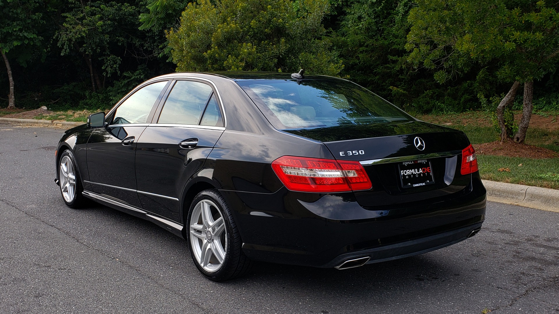 Used 2013 Mercedes-Benz E-Class E 350 Luxury for sale Sold at Formula Imports in Charlotte NC 28227 3