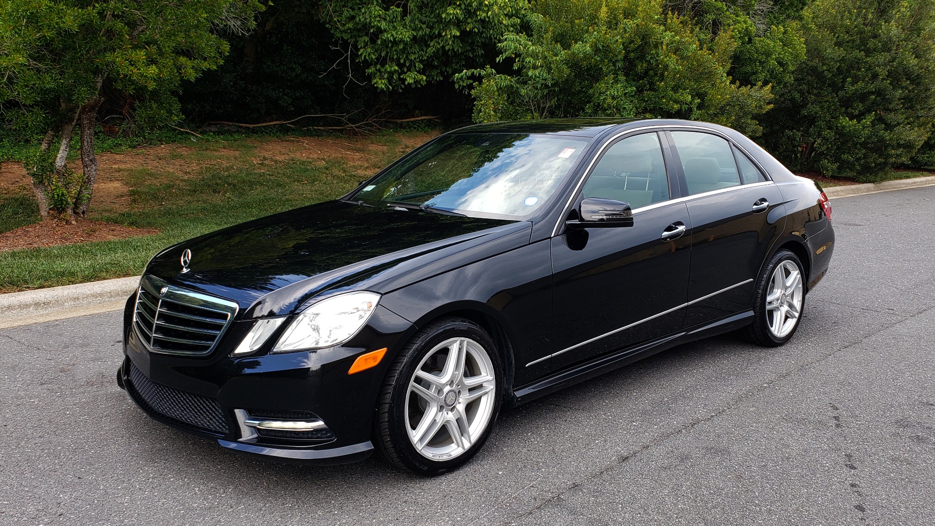 Used 2013 Mercedes-Benz E-Class E 350 Luxury for sale Sold at Formula Imports in Charlotte NC 28227 1