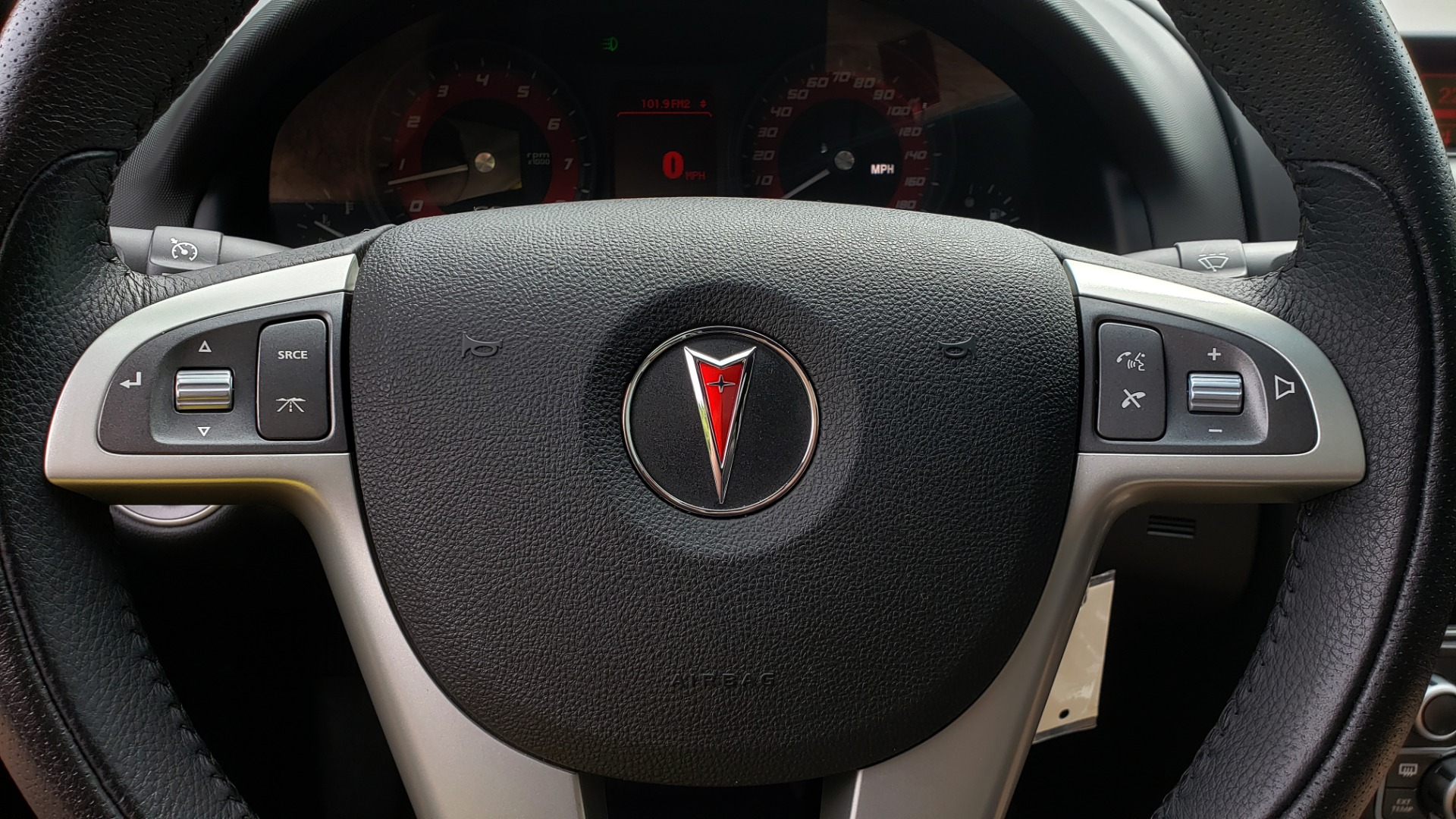 Used 2009 Pontiac G8 GXP / 6.2L LS3 V8 / 6-SPD AUTO / SUNROOF / 19IN WHEELS for sale Sold at Formula Imports in Charlotte NC 28227 41