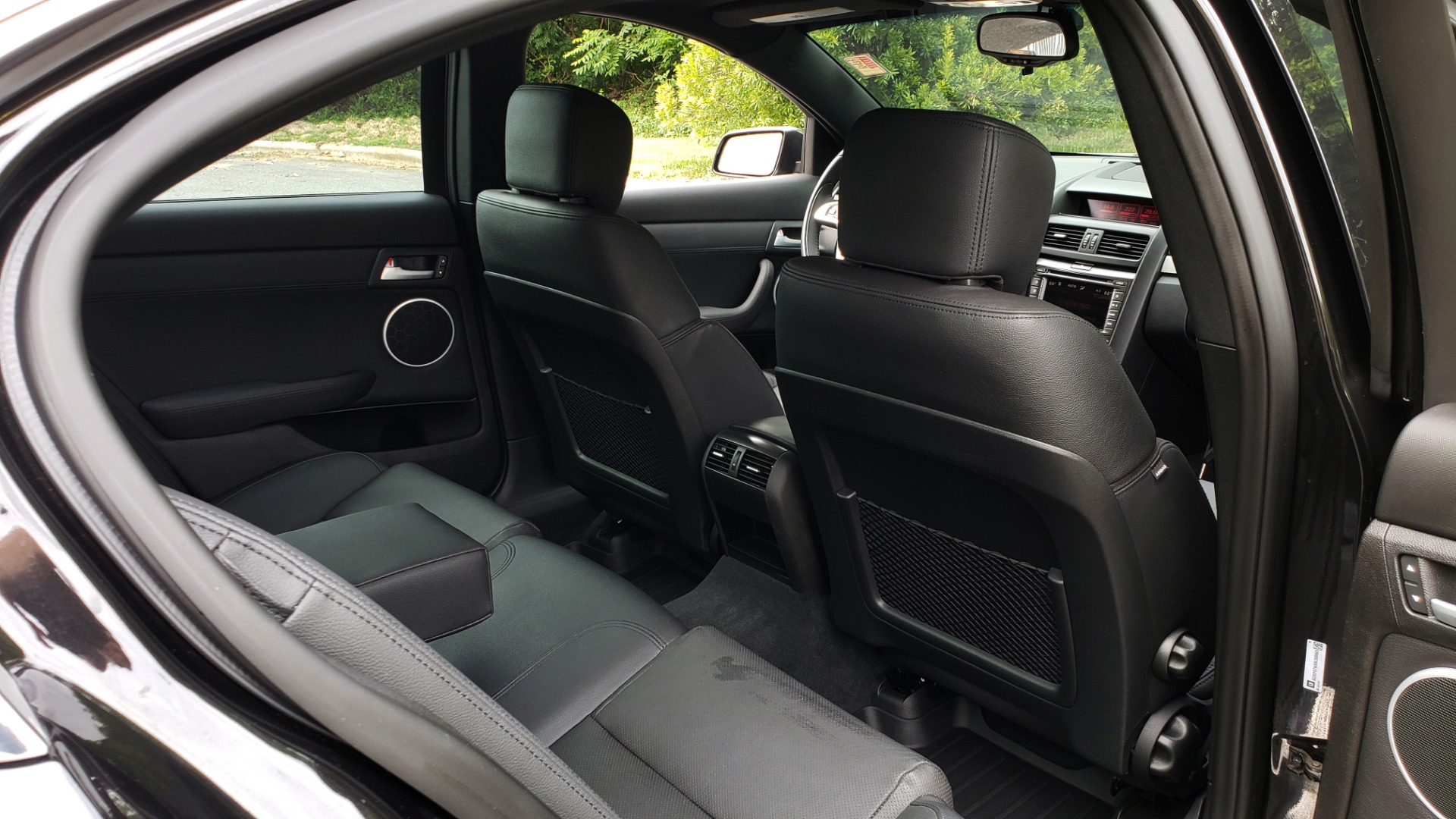 Used 2009 Pontiac G8 GXP / 6.2L LS3 V8 / 6-SPD AUTO / SUNROOF / 19IN WHEELS for sale Sold at Formula Imports in Charlotte NC 28227 70