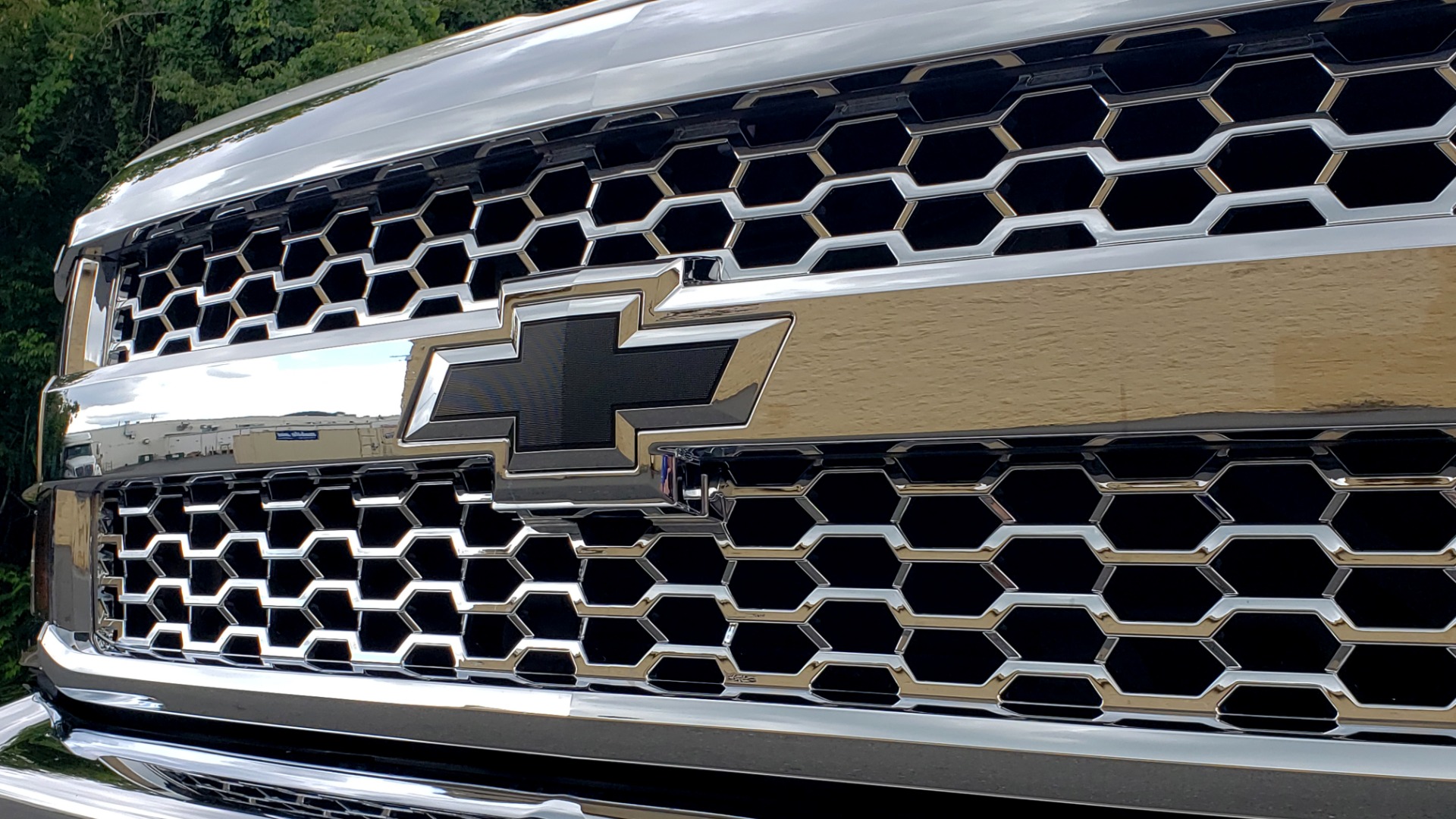 Used 2019 Chevrolet SILVERADO 2500HD WORK TRUCK / CREW CAB / 6.0L V8 / 4WD / BEDLINER for sale Sold at Formula Imports in Charlotte NC 28227 21