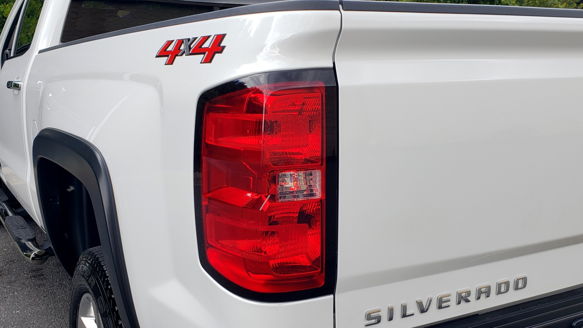 Used 2019 Chevrolet SILVERADO 2500HD WORK TRUCK / CREW CAB / 6.0L V8 / 4WD / BEDLINER for sale Sold at Formula Imports in Charlotte NC 28227 27