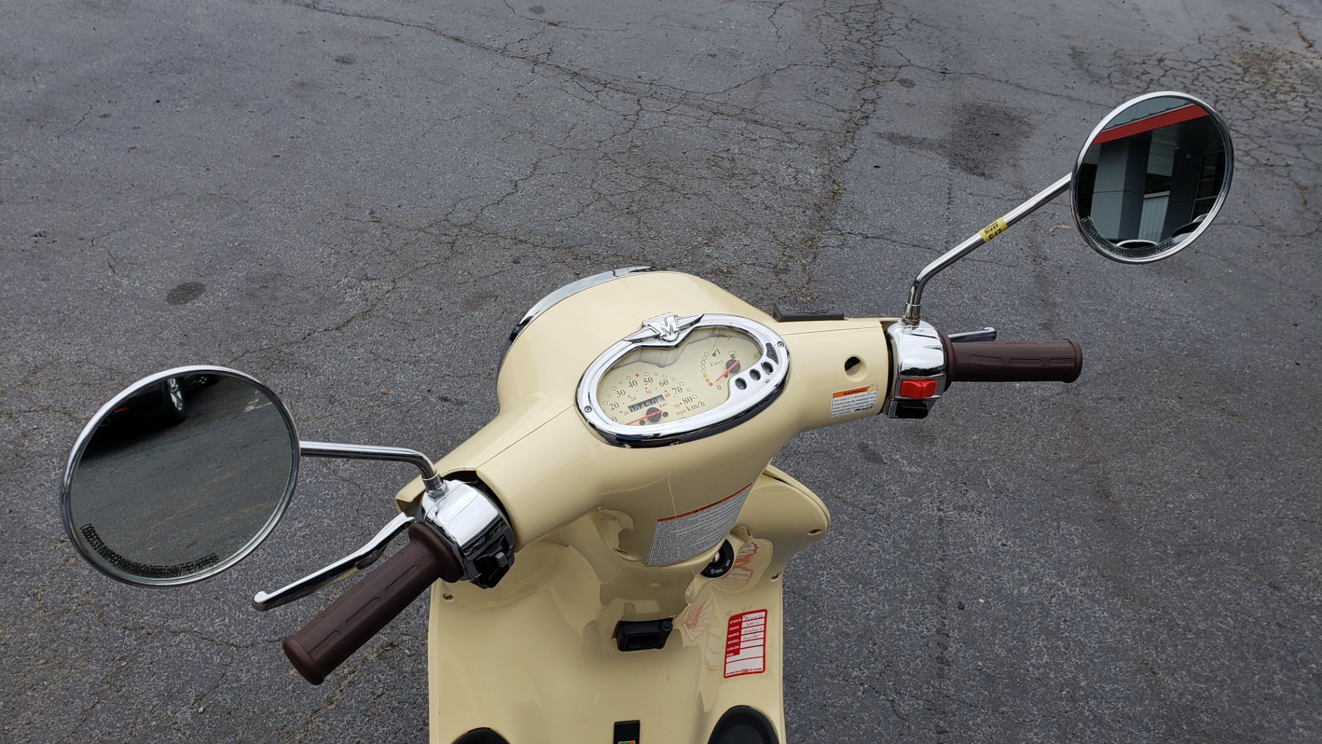 Used 2002 MALAGUTI YESTERDAY 50CC SCOOTER - INCLUDES HELMET for sale Sold at Formula Imports in Charlotte NC 28227 6