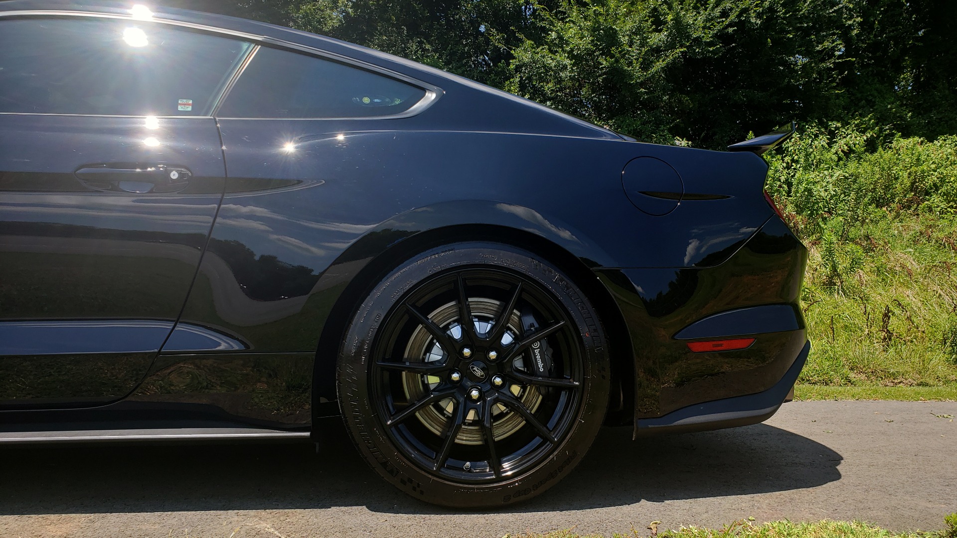Used 2019 Ford MUSTANG SHELBY GT350 COUPE / TECH PKG / B&O SND / NAV / HNDLNG PKG / REARVIEW for sale Sold at Formula Imports in Charlotte NC 28227 75