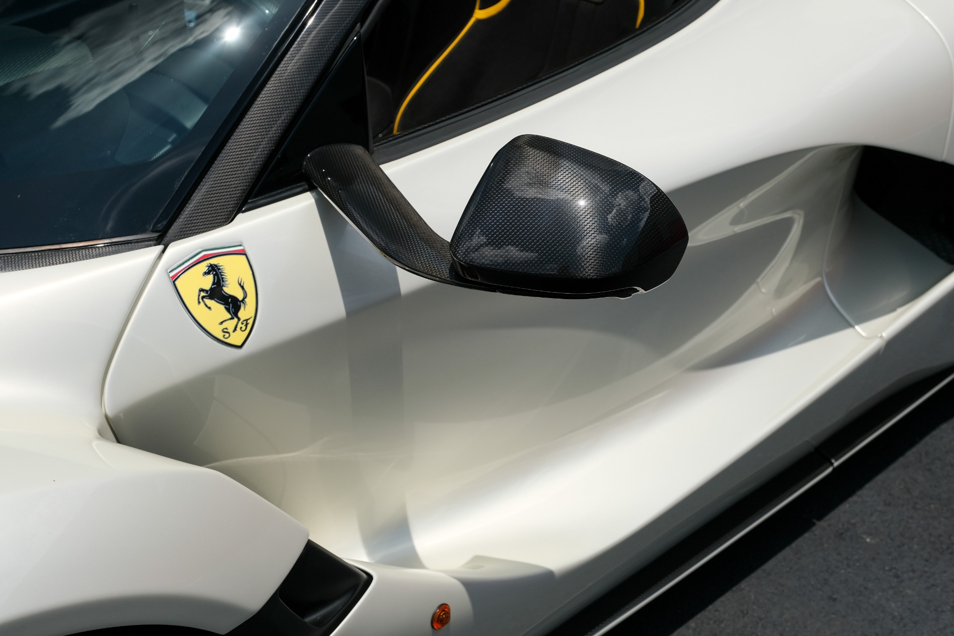 Used 2017 Ferrari LAFERRARI APERTA HYPERCAR / 963HP / HY-KERS / CARBON FIBER / BREMBO / F1 AUTO for sale $4,690,000 at Formula Imports in Charlotte NC 28227 26