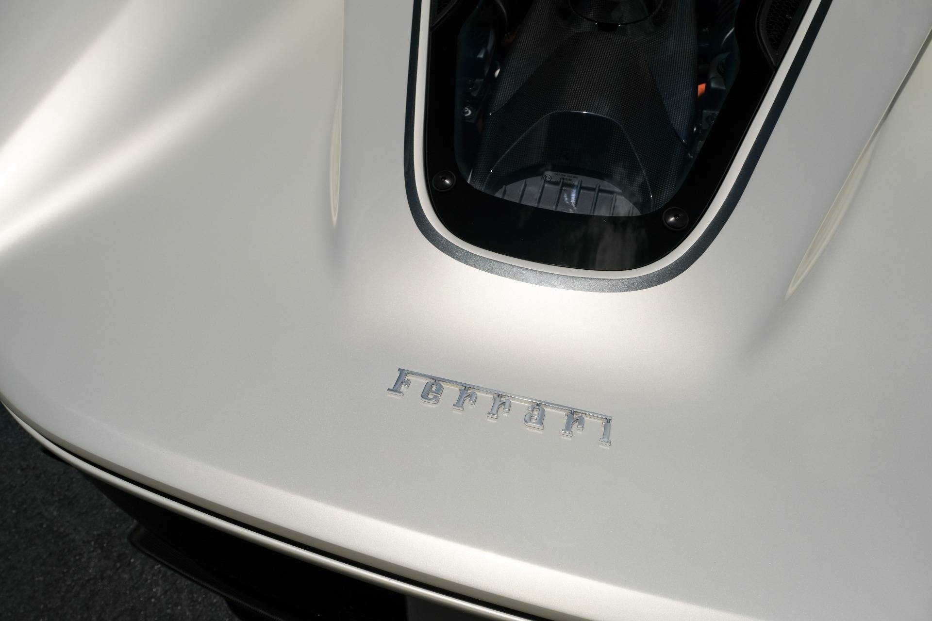 Used 2017 Ferrari LAFERRARI APERTA HYPERCAR / 963HP / HY-KERS / CARBON FIBER / BREMBO / F1 AUTO for sale $4,690,000 at Formula Imports in Charlotte NC 28227 35