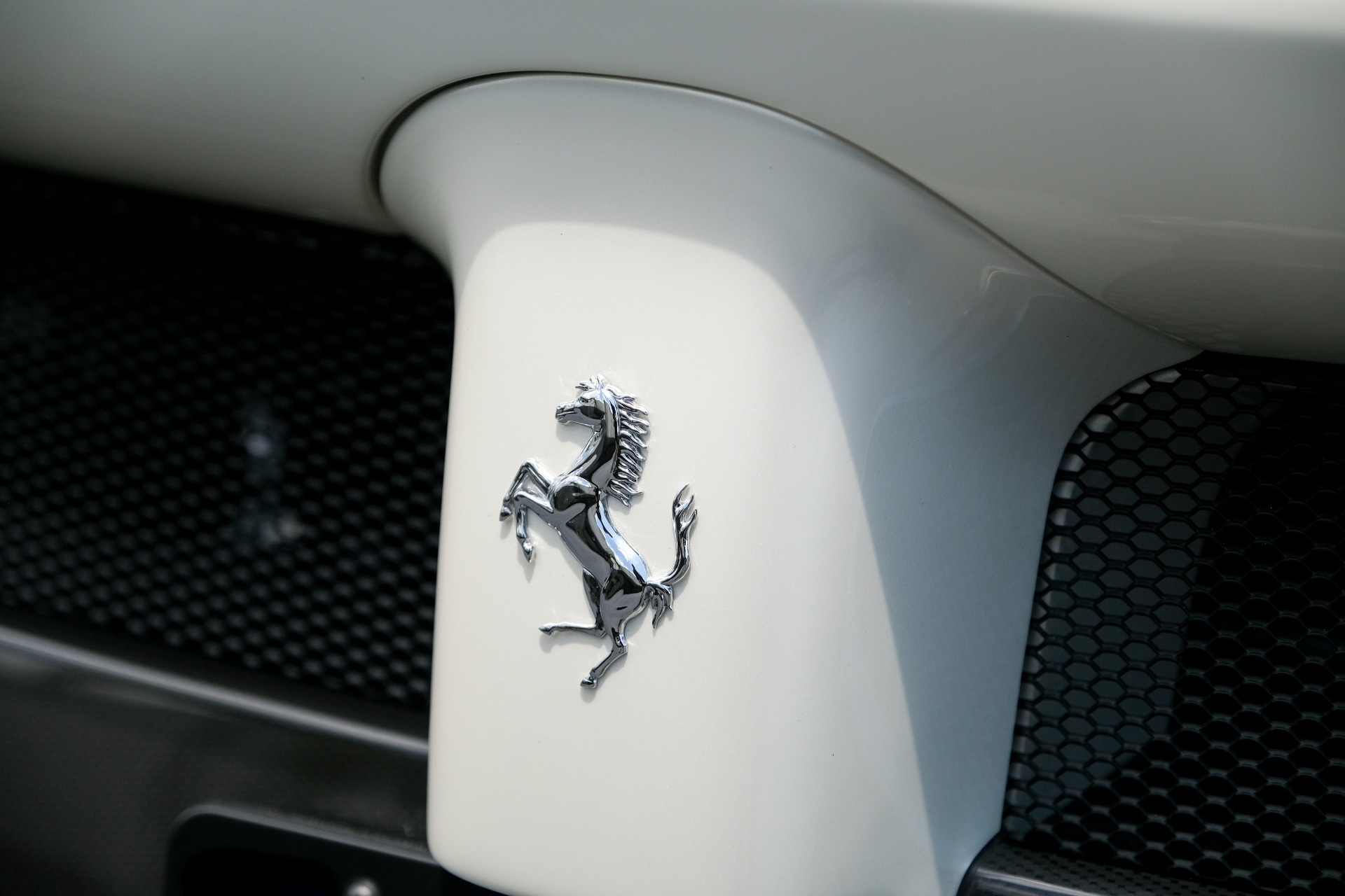 Used 2017 Ferrari LAFERRARI APERTA HYPERCAR / 963HP / HY-KERS / CARBON FIBER / BREMBO / F1 AUTO for sale $4,690,000 at Formula Imports in Charlotte NC 28227 46