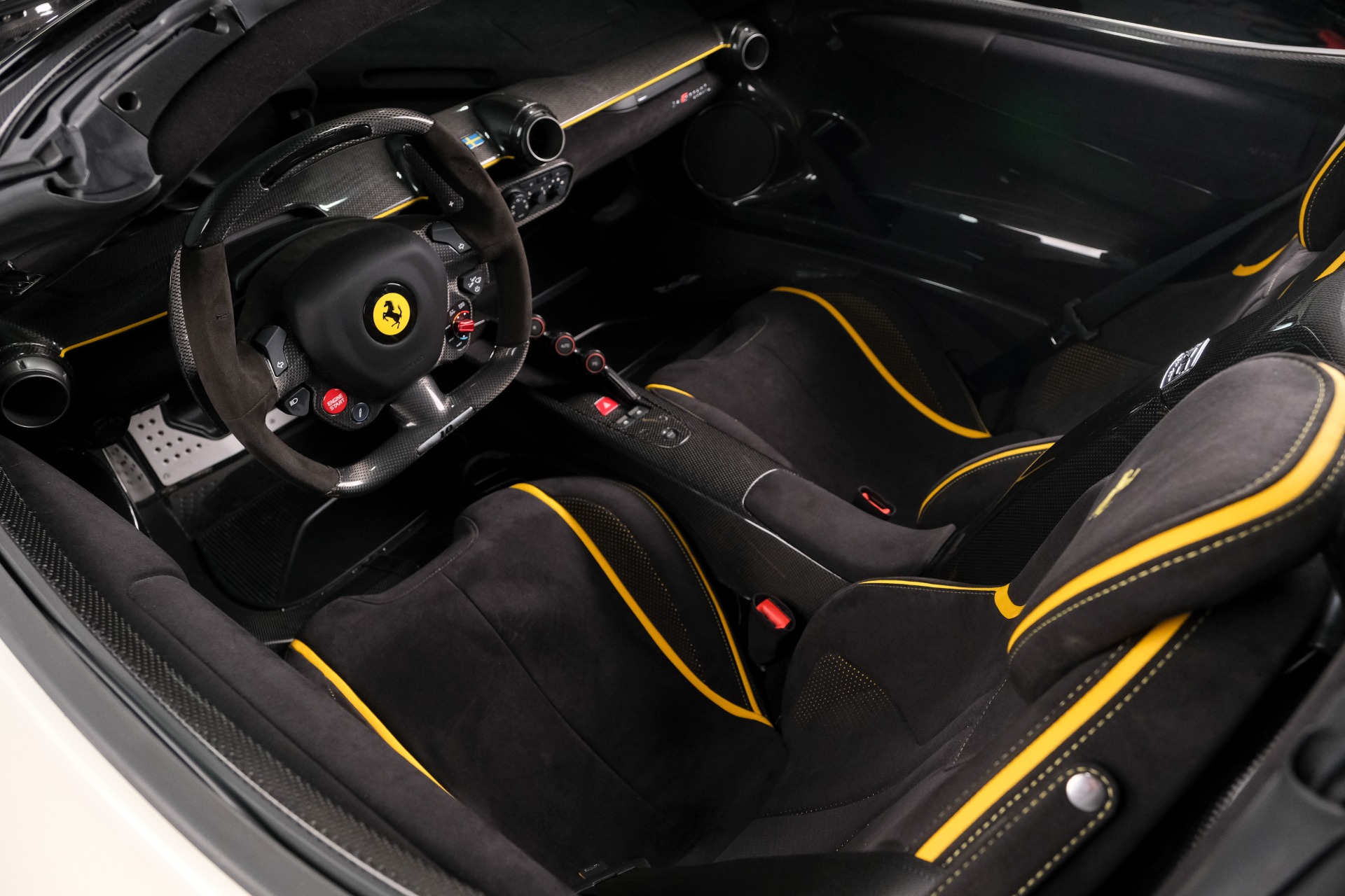 Used 2017 Ferrari LAFERRARI APERTA HYPERCAR / 963HP / HY-KERS / CARBON FIBER / BREMBO / F1 AUTO for sale $4,690,000 at Formula Imports in Charlotte NC 28227 50