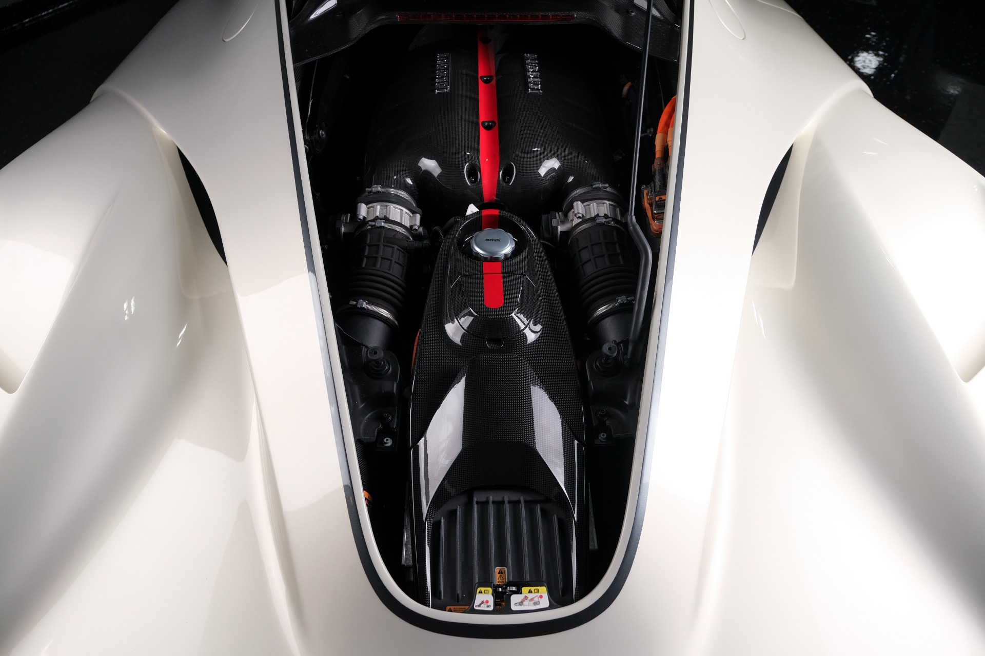 Used 2017 Ferrari LAFERRARI APERTA HYPERCAR / 963HP / HY-KERS / CARBON FIBER / BREMBO / F1 AUTO for sale $4,690,000 at Formula Imports in Charlotte NC 28227 66