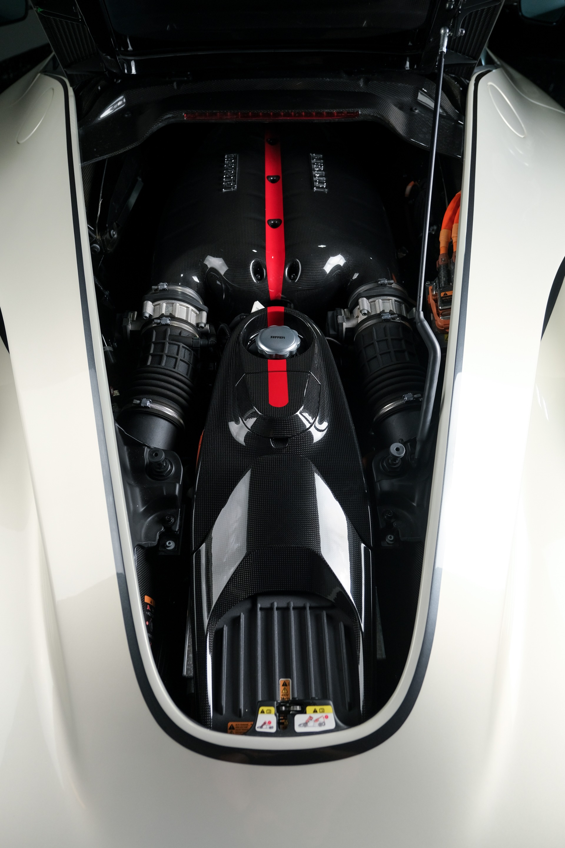 Used 2017 Ferrari LAFERRARI APERTA HYPERCAR / 963HP / HY-KERS / CARBON FIBER / BREMBO / F1 AUTO for sale $4,690,000 at Formula Imports in Charlotte NC 28227 67