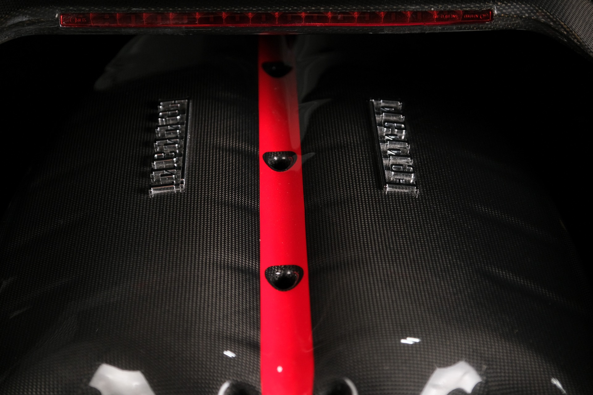 Used 2017 Ferrari LAFERRARI APERTA HYPERCAR / 963HP / HY-KERS / CARBON FIBER / BREMBO / F1 AUTO for sale $4,690,000 at Formula Imports in Charlotte NC 28227 69
