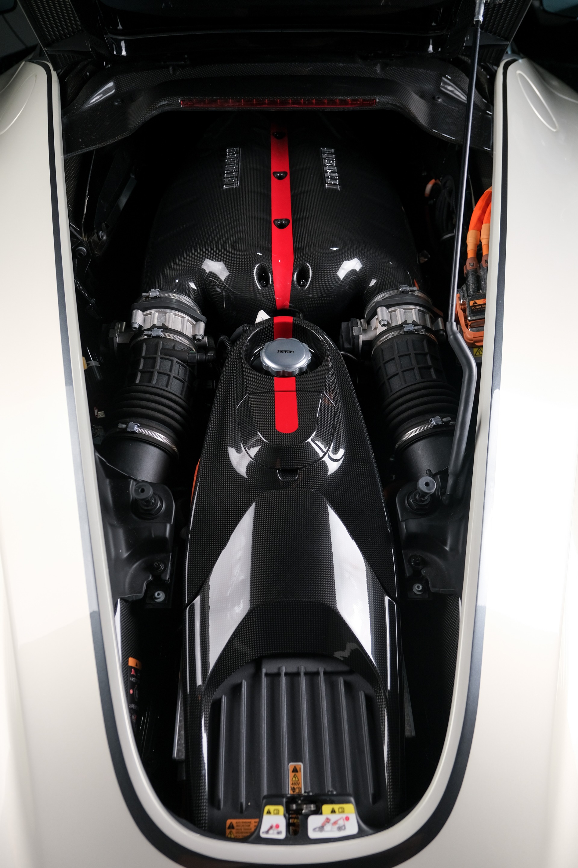 Used 2017 Ferrari LAFERRARI APERTA HYPERCAR / 963HP / HY-KERS / CARBON FIBER / BREMBO / F1 AUTO for sale $4,690,000 at Formula Imports in Charlotte NC 28227 71