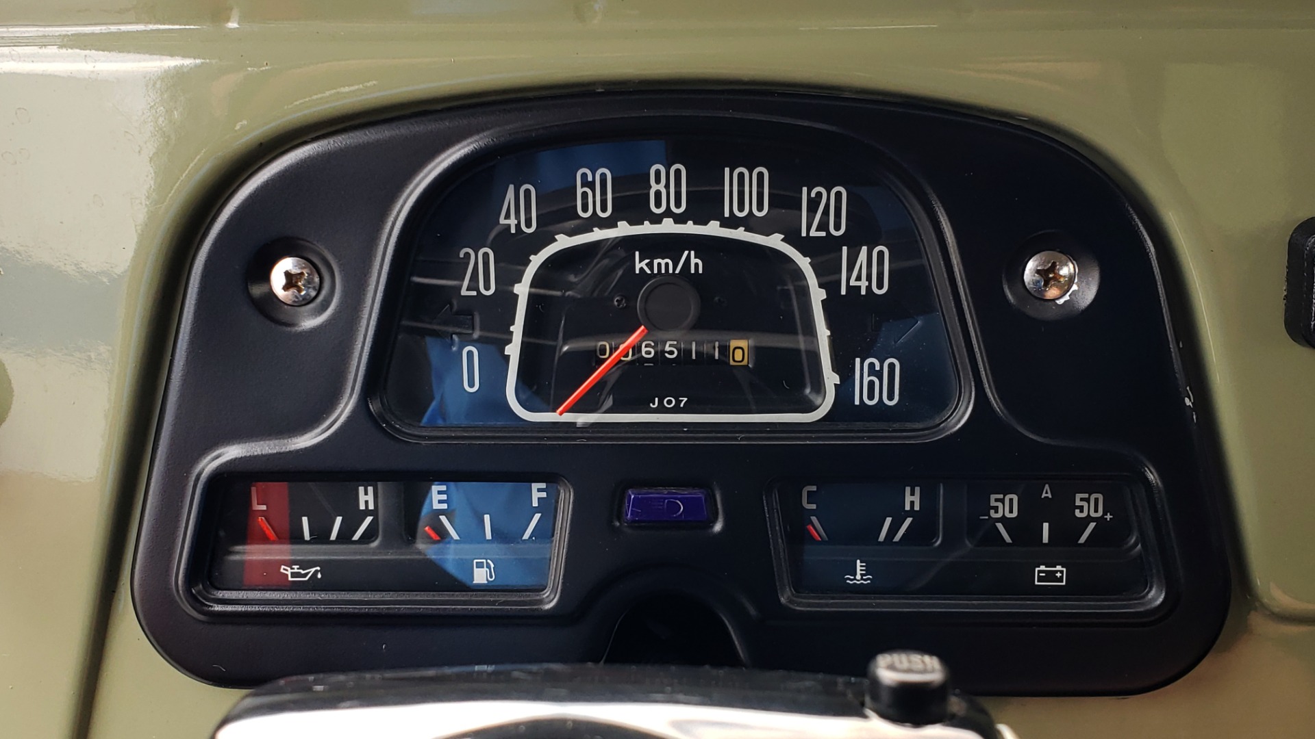 Used 1981 Toyota FJ40 LAND CRUISER 4X4 / FULL RESTORATION / 6500KM SINCE COMPLETE for sale Sold at Formula Imports in Charlotte NC 28227 13