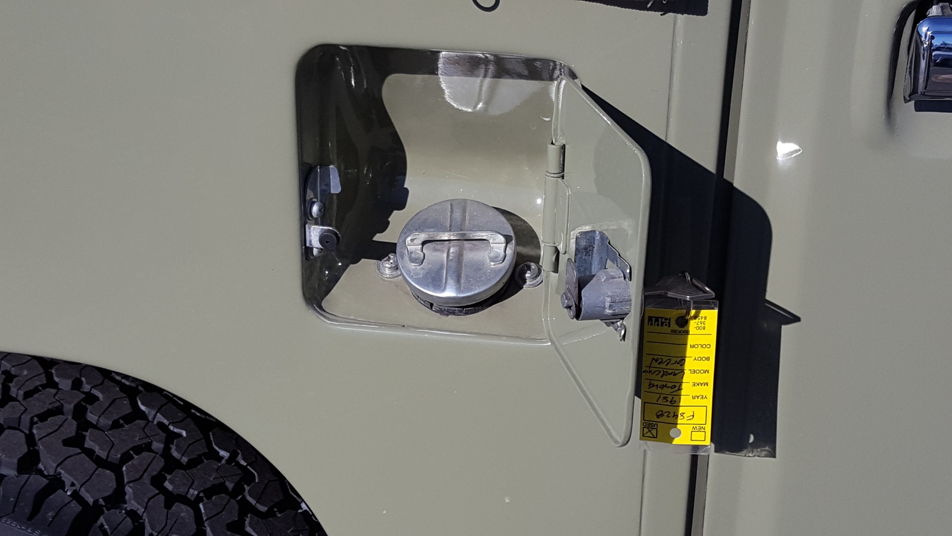 Used 1981 Toyota FJ40 LAND CRUISER 4X4 / FULL RESTORATION / 6500KM SINCE COMPLETE for sale Sold at Formula Imports in Charlotte NC 28227 25