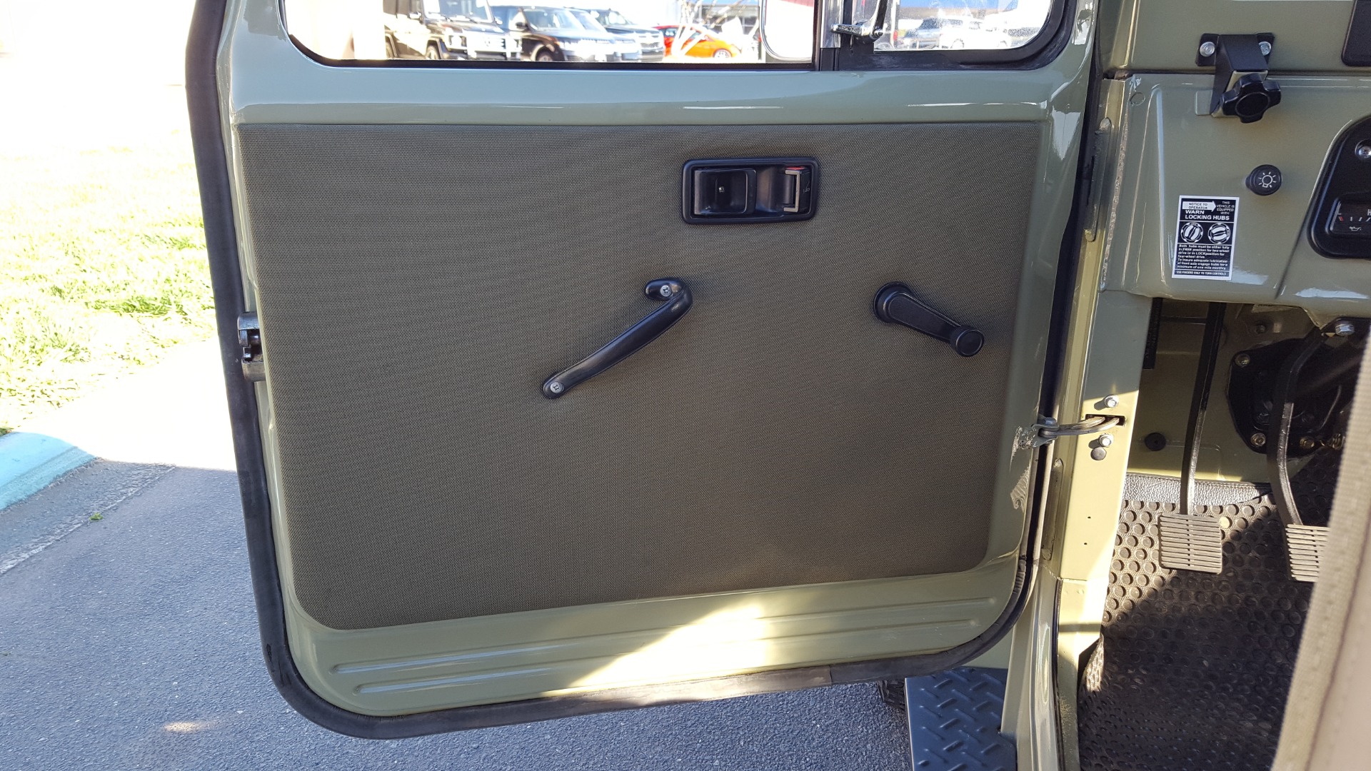 Used 1981 Toyota FJ40 LAND CRUISER 4X4 / FULL RESTORATION / 6500KM SINCE COMPLETE for sale Sold at Formula Imports in Charlotte NC 28227 44