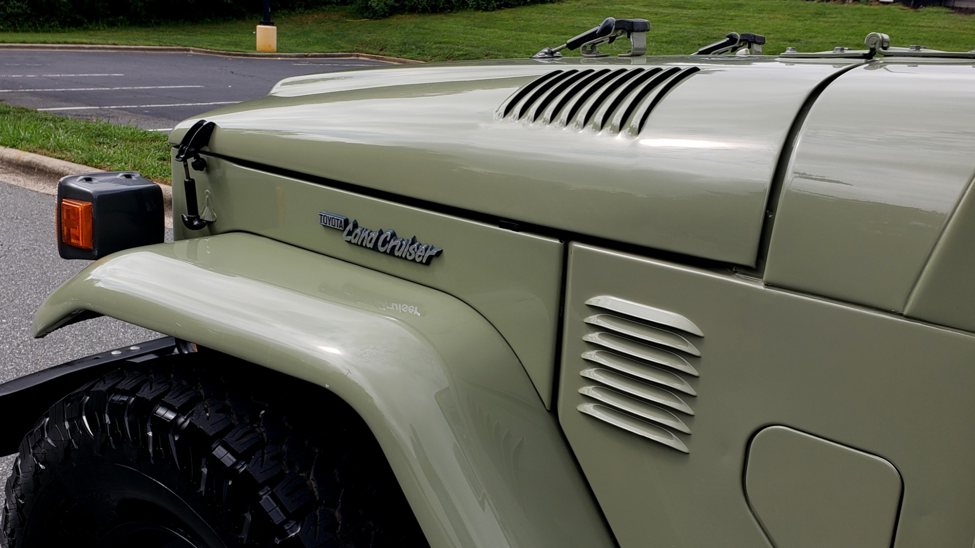 Used 1981 Toyota FJ40 LAND CRUISER 4X4 / FULL RESTORATION / 6500KM SINCE COMPLETE for sale Sold at Formula Imports in Charlotte NC 28227 5