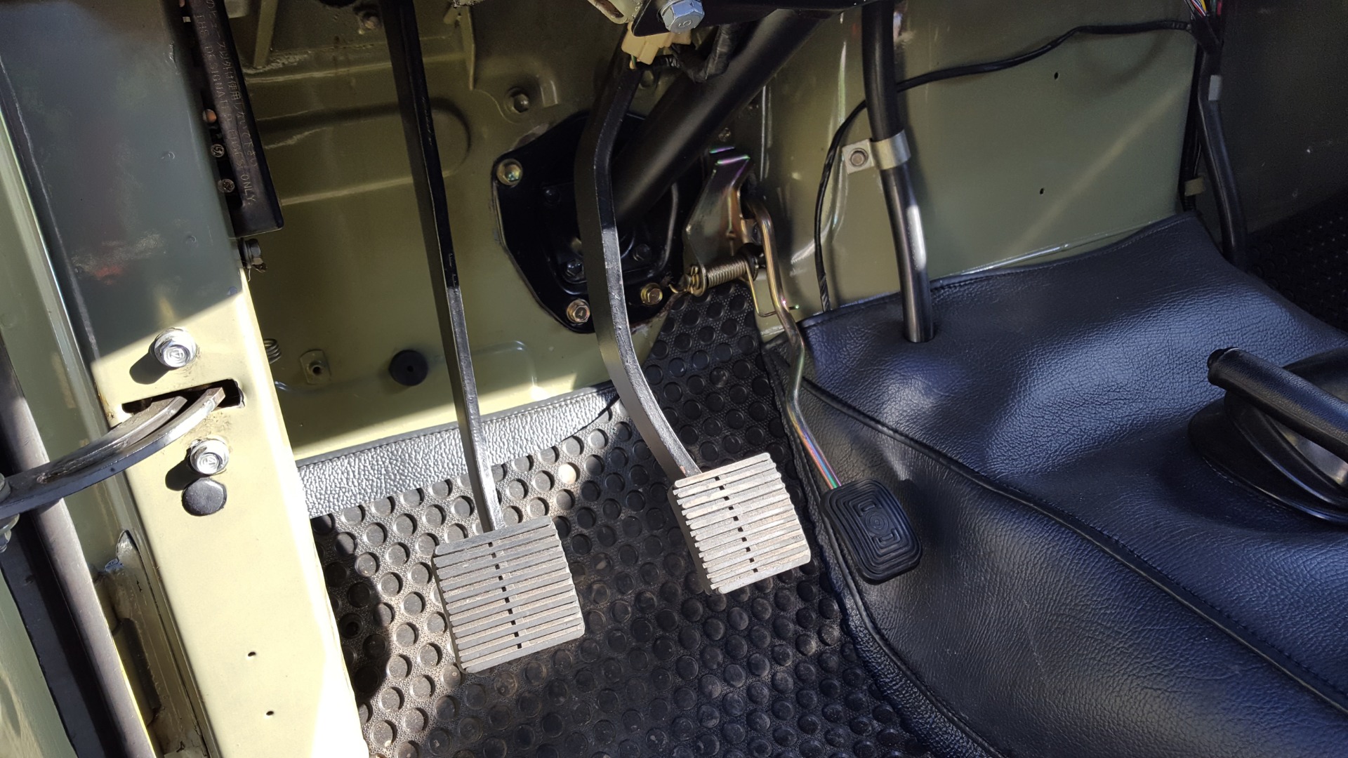 Used 1981 Toyota FJ40 LAND CRUISER 4X4 / FULL RESTORATION / 6500KM SINCE COMPLETE for sale Sold at Formula Imports in Charlotte NC 28227 50