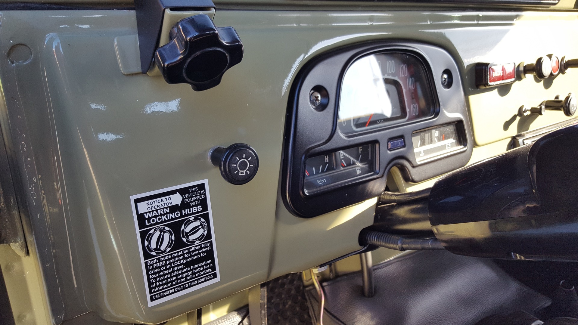Used 1981 Toyota FJ40 LAND CRUISER 4X4 / FULL RESTORATION / 6500KM SINCE COMPLETE for sale Sold at Formula Imports in Charlotte NC 28227 55