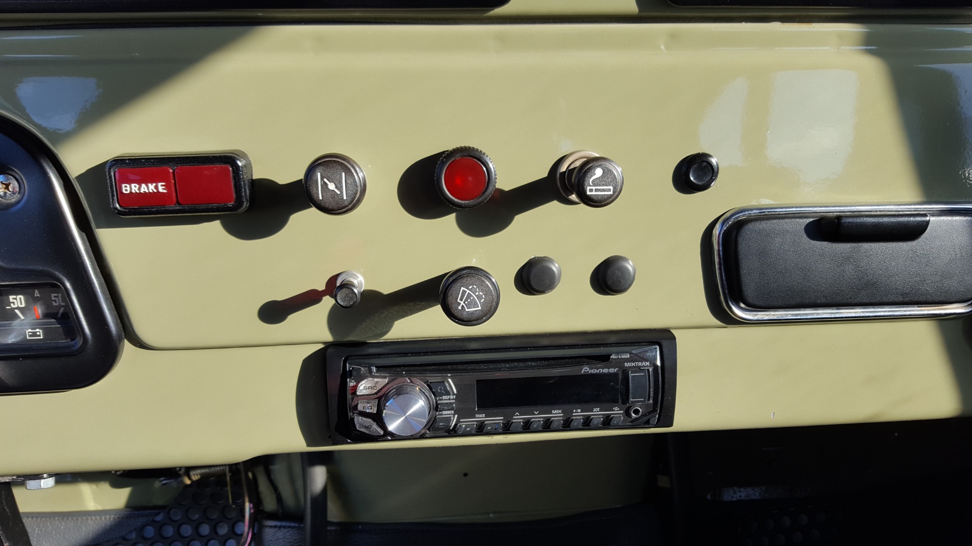 Used 1981 Toyota FJ40 LAND CRUISER 4X4 / FULL RESTORATION / 6500KM SINCE COMPLETE for sale Sold at Formula Imports in Charlotte NC 28227 62