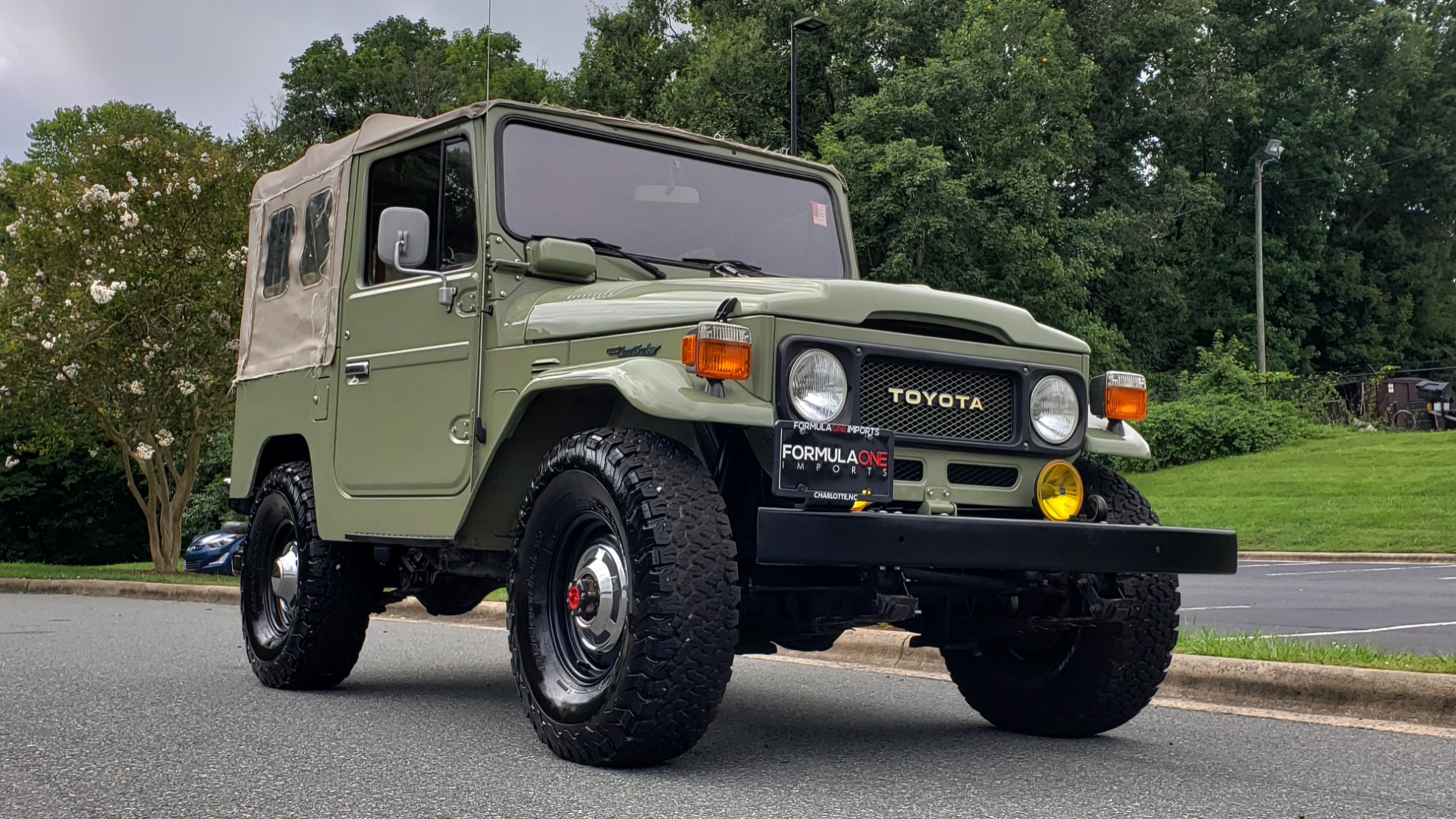 Used 1981 Toyota FJ40 LAND CRUISER 4X4 / FULL RESTORATION / 6500KM SINCE COMPLETE for sale Sold at Formula Imports in Charlotte NC 28227 9