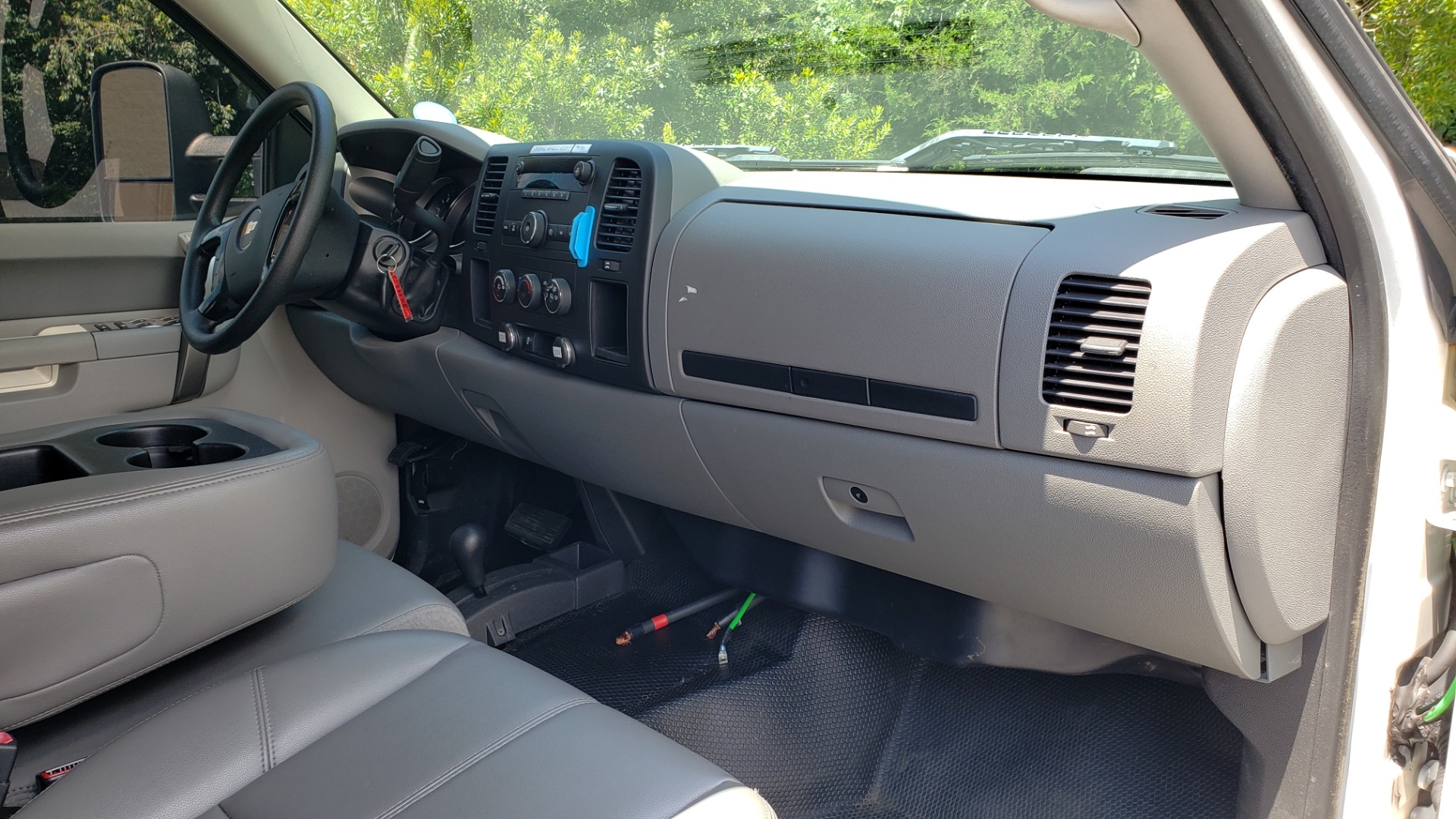 Used 2013 Chevrolet SILVERADO 2500HD 4x4/ CREW CAB/ 6.0L V8/SERVICE BODY/ CRUISE/ HITCH for sale Sold at Formula Imports in Charlotte NC 28227 55