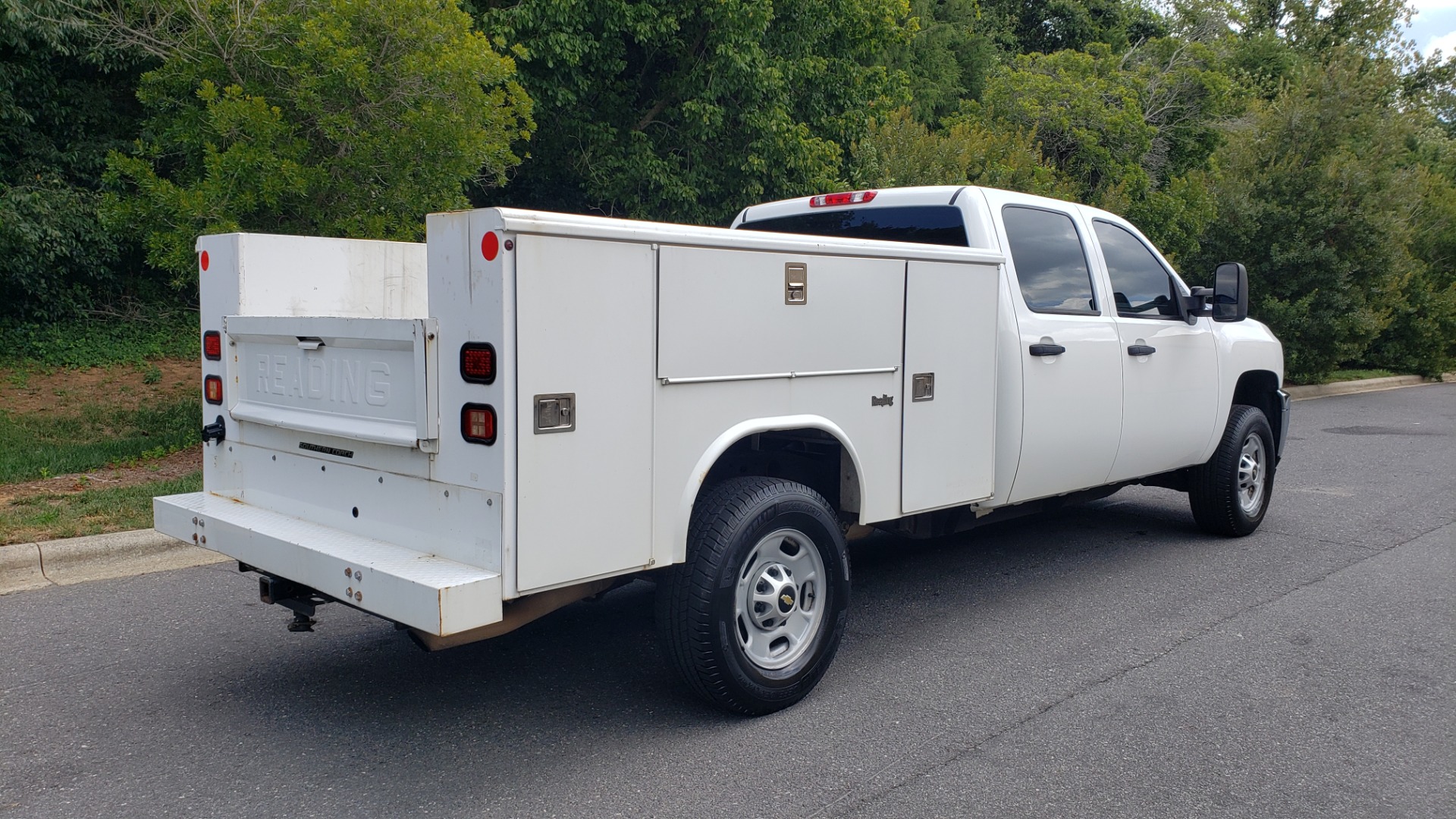 Used 2013 Chevrolet SILVERADO 2500HD 4x4/ CREW CAB/ 6.0L V8/SERVICE BODY/ CRUISE/ HITCH for sale Sold at Formula Imports in Charlotte NC 28227 9