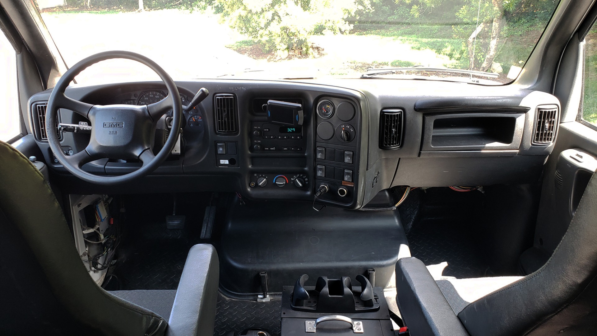 Used 2006 GMC TC4500 CREWCAB 4X4 6.6L DURAMAX / ALLISON TRANS / A/C / CRUISE CONTROL for sale Sold at Formula Imports in Charlotte NC 28227 53