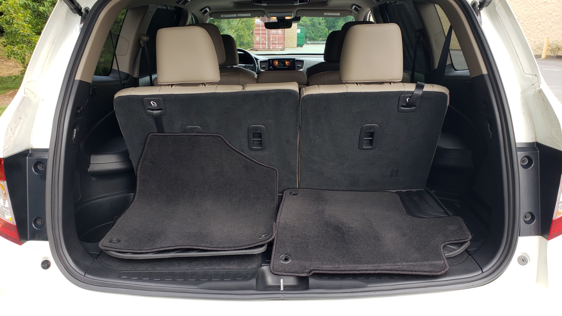 Used 2019 Honda PILOT EX-L / V6 / NAV / SUNROOF / DVD / 3-ROW / REARVIEW for sale Sold at Formula Imports in Charlotte NC 28227 13