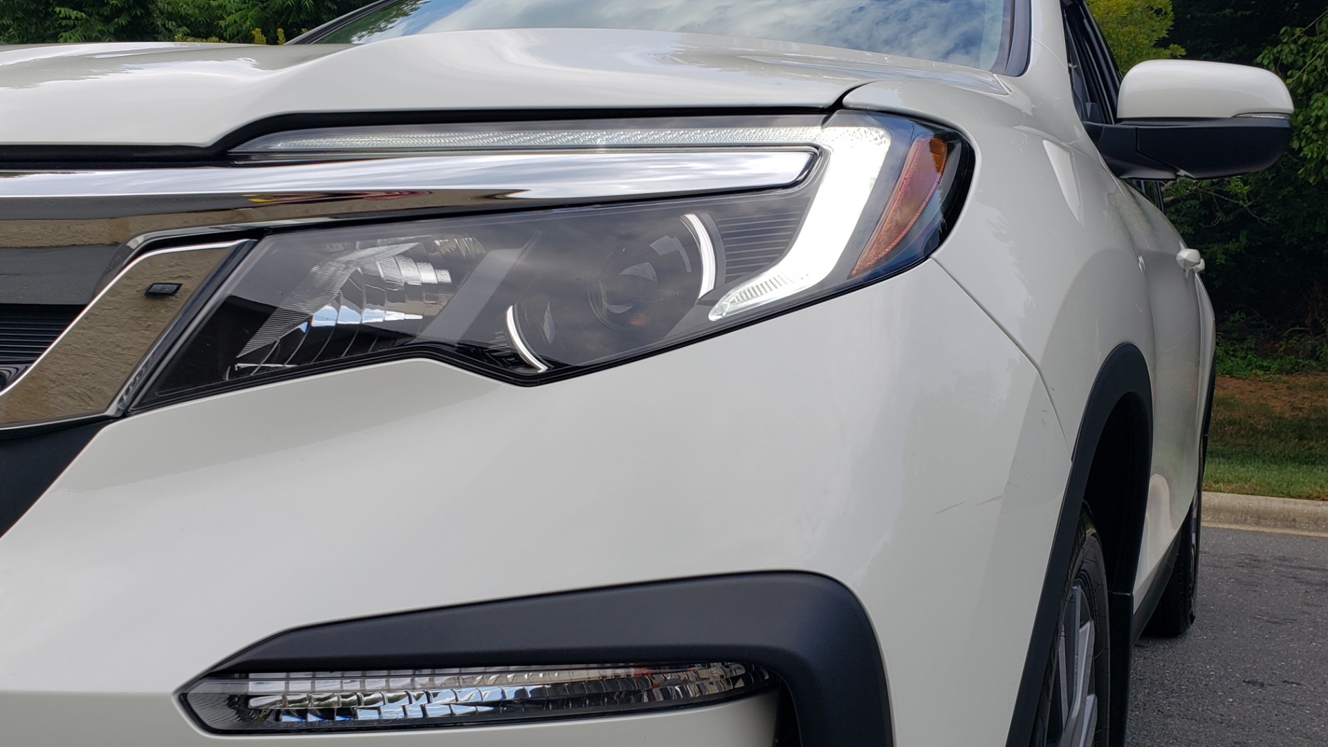 Used 2019 Honda PILOT EX-L / V6 / NAV / SUNROOF / DVD / 3-ROW / REARVIEW for sale Sold at Formula Imports in Charlotte NC 28227 25