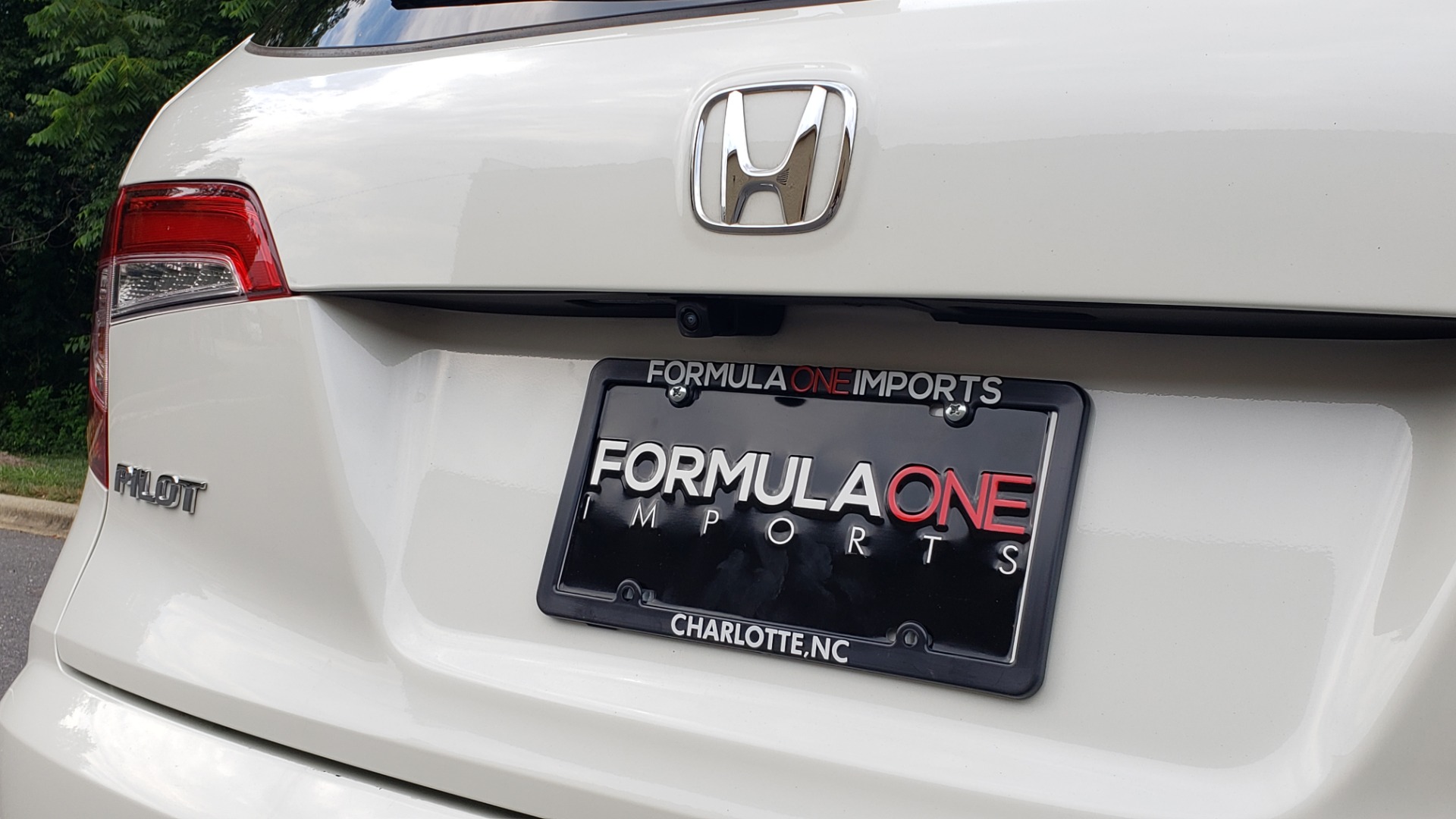 Used 2019 Honda PILOT EX-L / V6 / NAV / SUNROOF / DVD / 3-ROW / REARVIEW for sale Sold at Formula Imports in Charlotte NC 28227 32