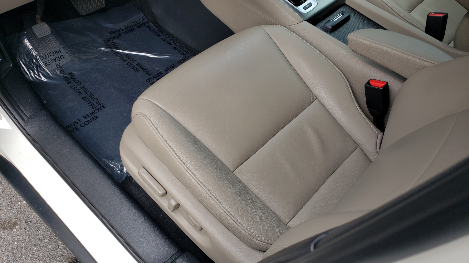 Used 2019 Honda PILOT EX-L / V6 / NAV / SUNROOF / DVD / 3-ROW / REARVIEW for sale Sold at Formula Imports in Charlotte NC 28227 36