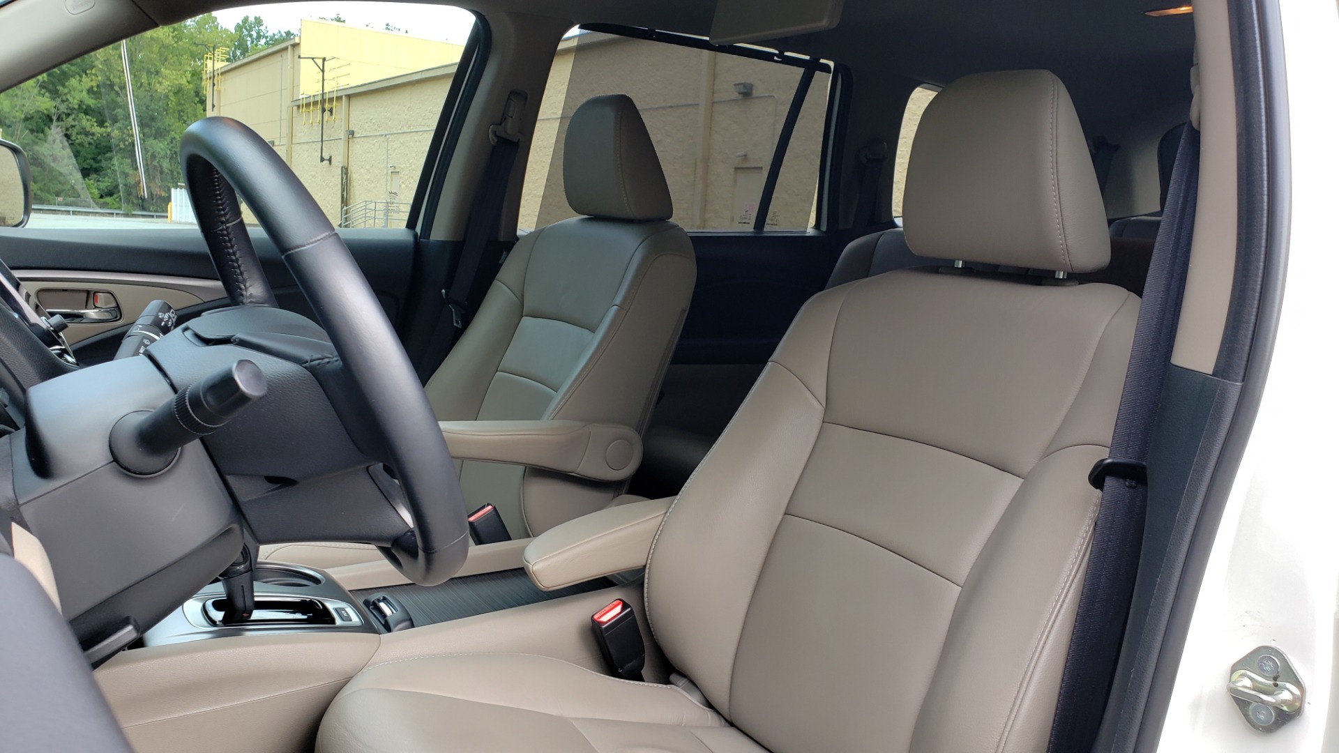 Used 2019 Honda PILOT EX-L / V6 / NAV / SUNROOF / DVD / 3-ROW / REARVIEW for sale Sold at Formula Imports in Charlotte NC 28227 38