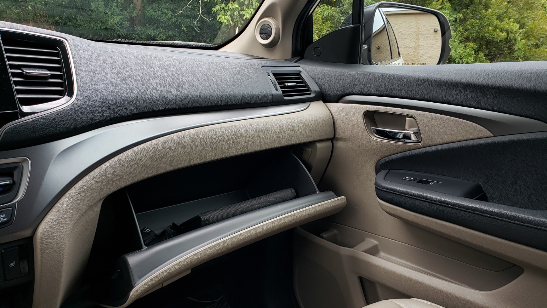 Used 2019 Honda PILOT EX-L / V6 / NAV / SUNROOF / DVD / 3-ROW / REARVIEW for sale Sold at Formula Imports in Charlotte NC 28227 53