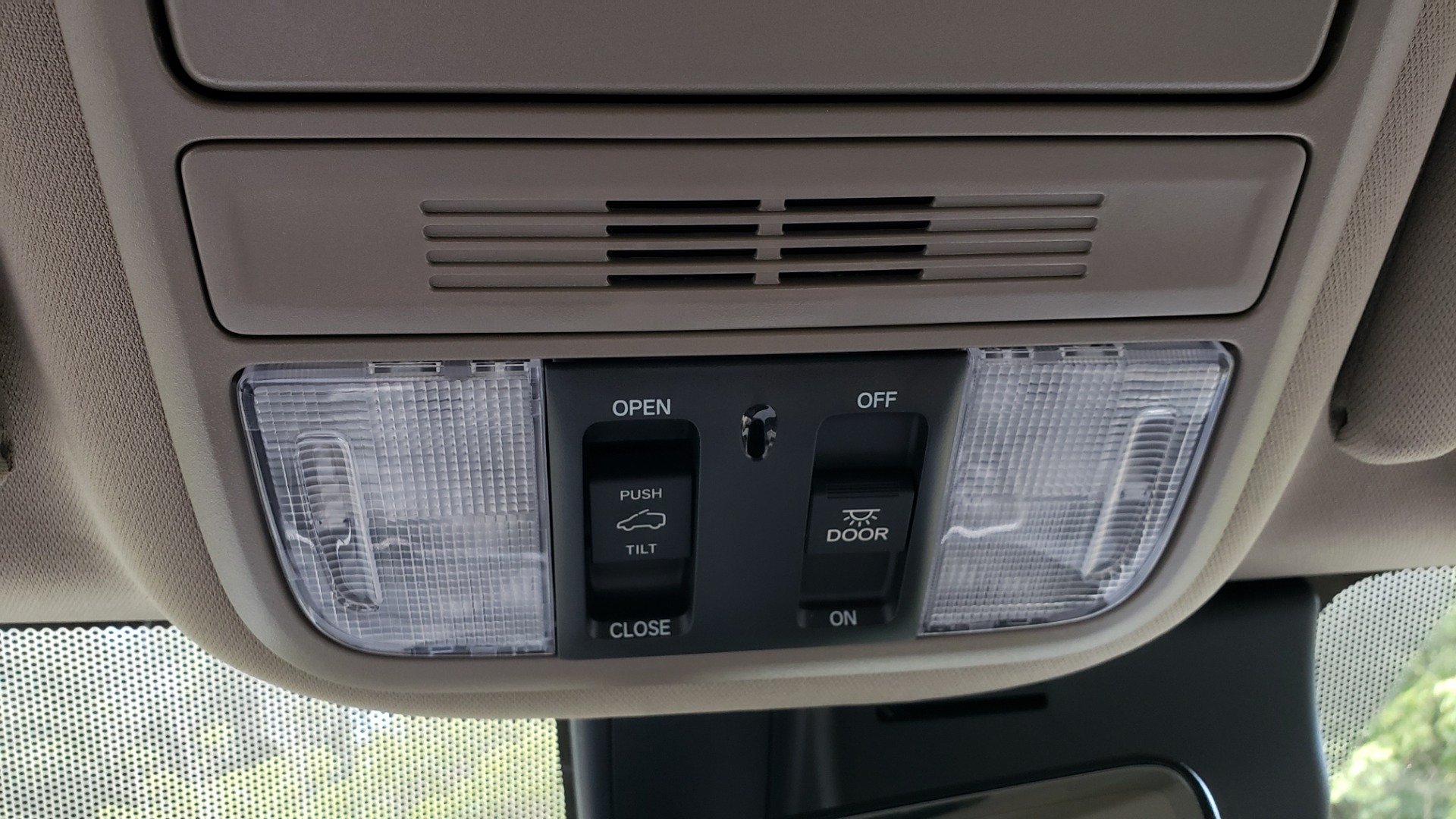 Used 2019 Honda PILOT EX-L / V6 / NAV / SUNROOF / DVD / 3-ROW / REARVIEW for sale Sold at Formula Imports in Charlotte NC 28227 57