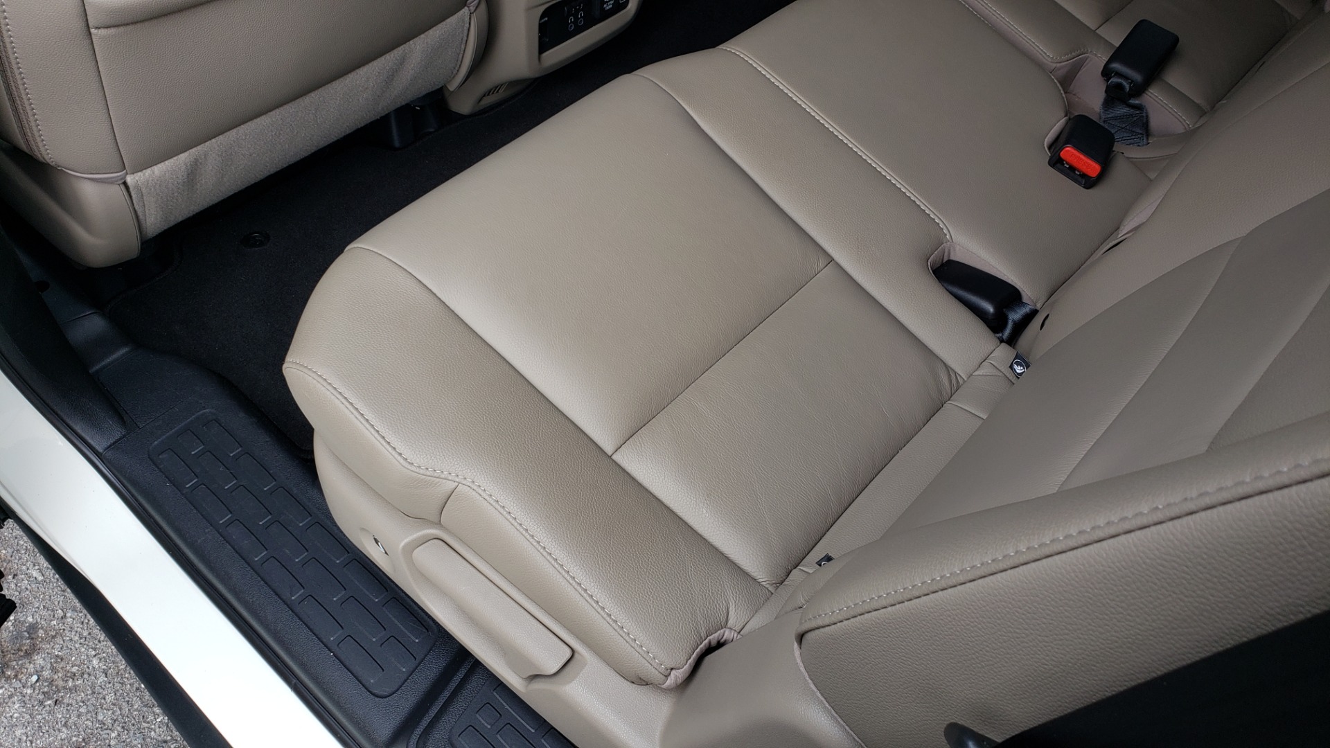 Used 2019 Honda PILOT EX-L / V6 / NAV / SUNROOF / DVD / 3-ROW / REARVIEW for sale Sold at Formula Imports in Charlotte NC 28227 64