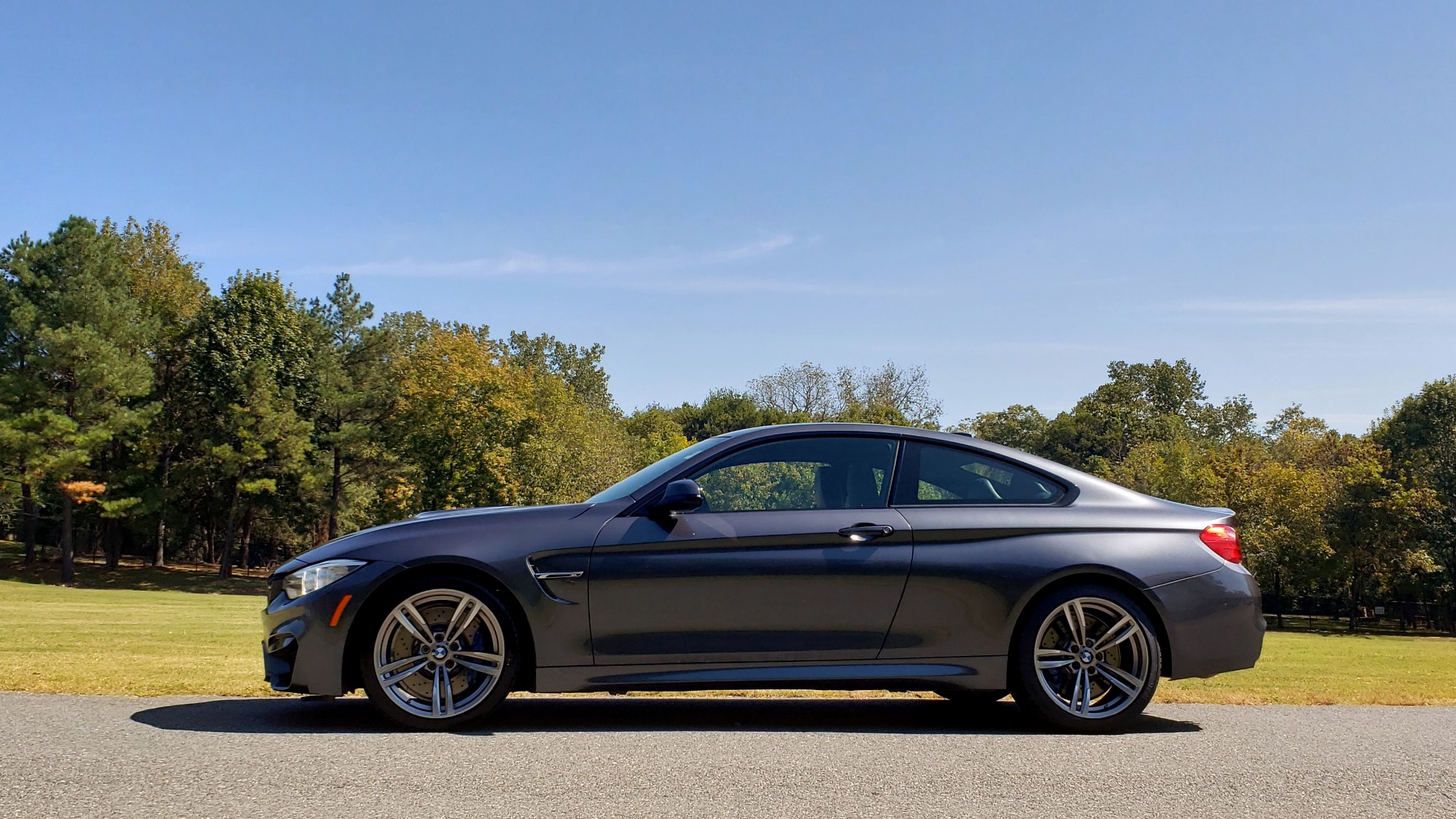 Used 2015 BMW M4 COUPE / EXEC PKG / ADAPT M SUSP / CF ROOF / NAV / REARVIEW for sale Sold at Formula Imports in Charlotte NC 28227 6