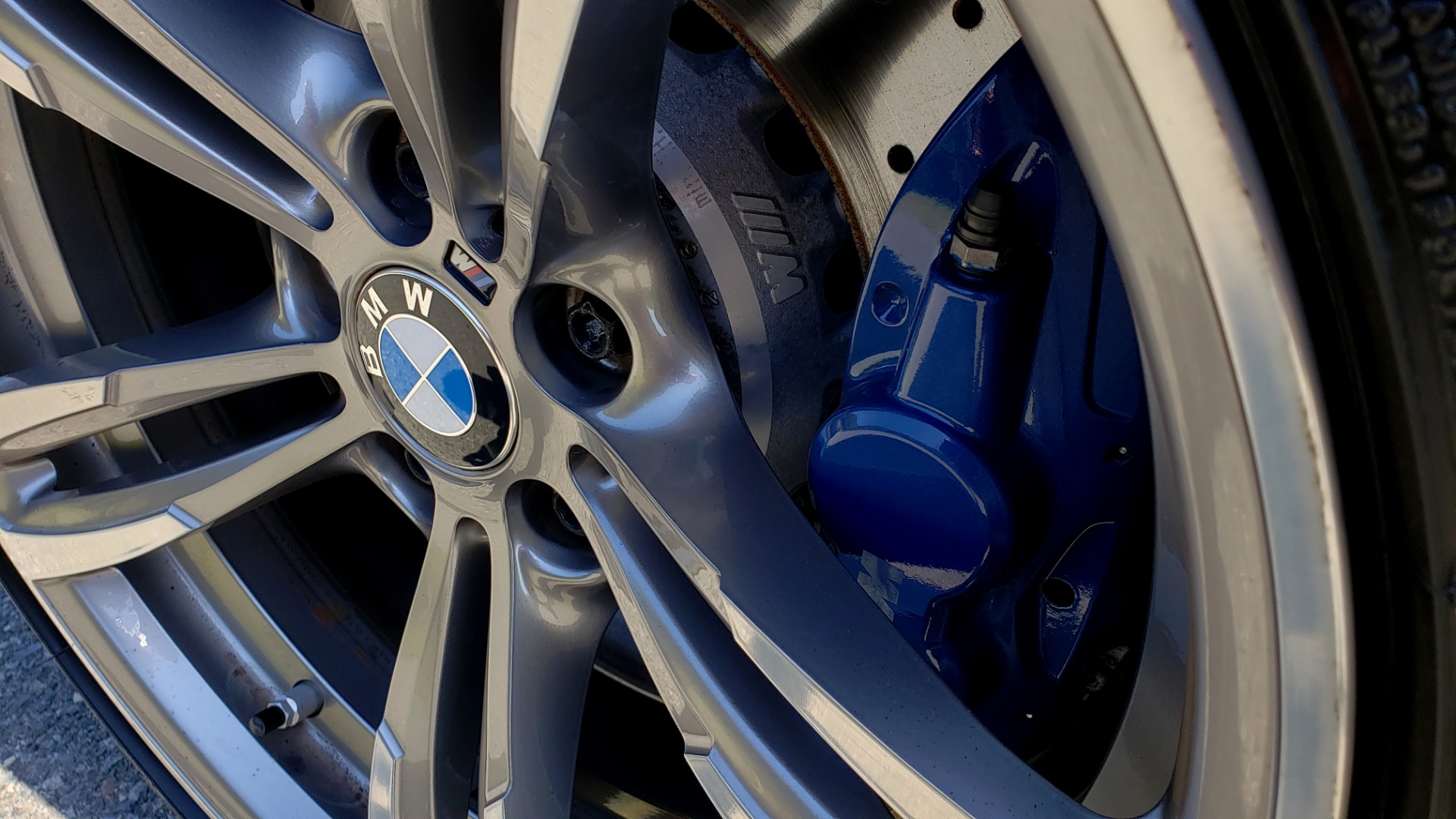 Used 2015 BMW M4 COUPE / EXEC PKG / ADAPT M SUSP / CF ROOF / NAV / REARVIEW for sale Sold at Formula Imports in Charlotte NC 28227 83
