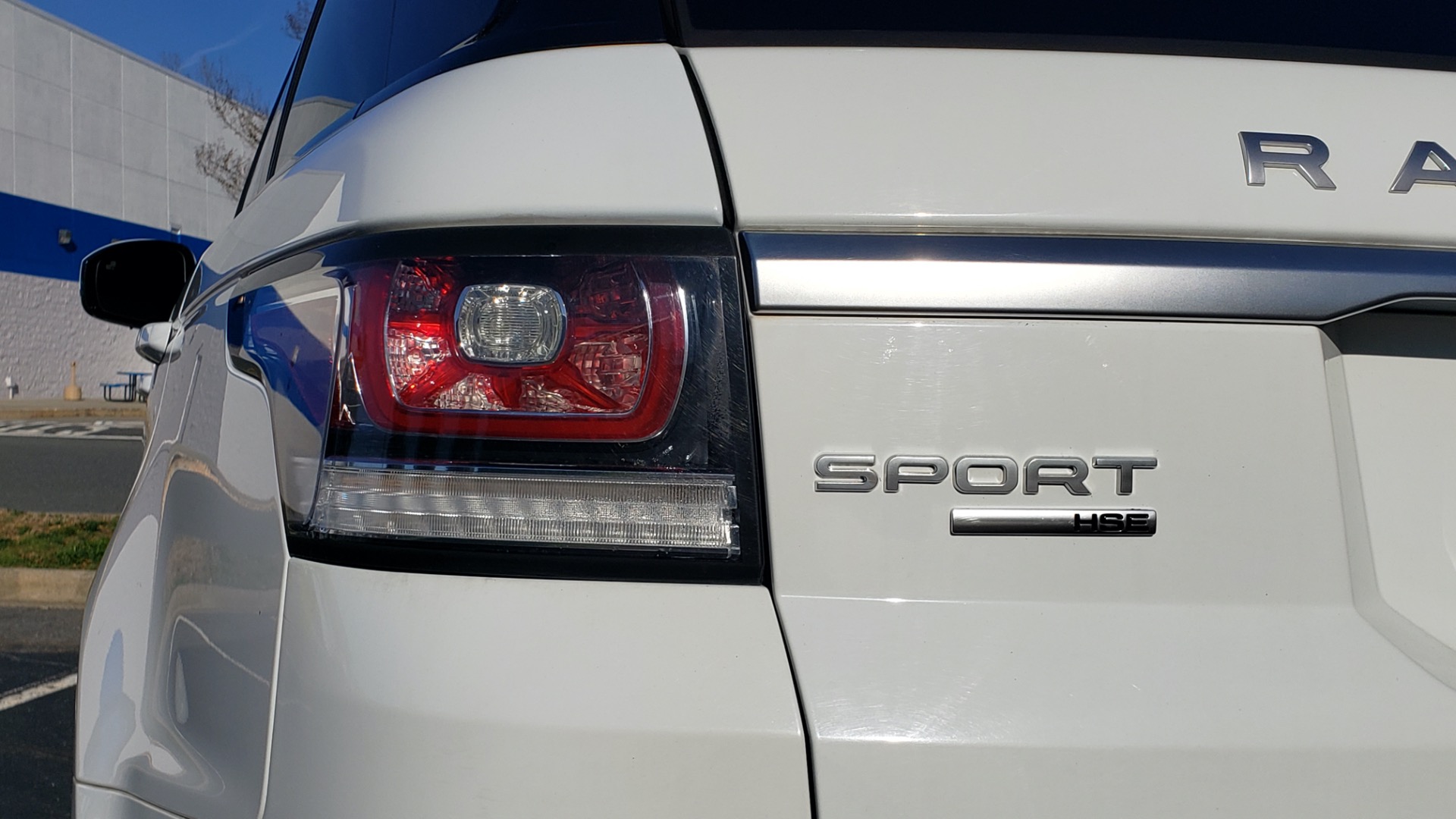 Used 2016 Land Rover RANGE ROVER SPORT SC V6 / NAV / PANO-ROOF / REARVIEW / VISION PKG for sale Sold at Formula Imports in Charlotte NC 28227 31