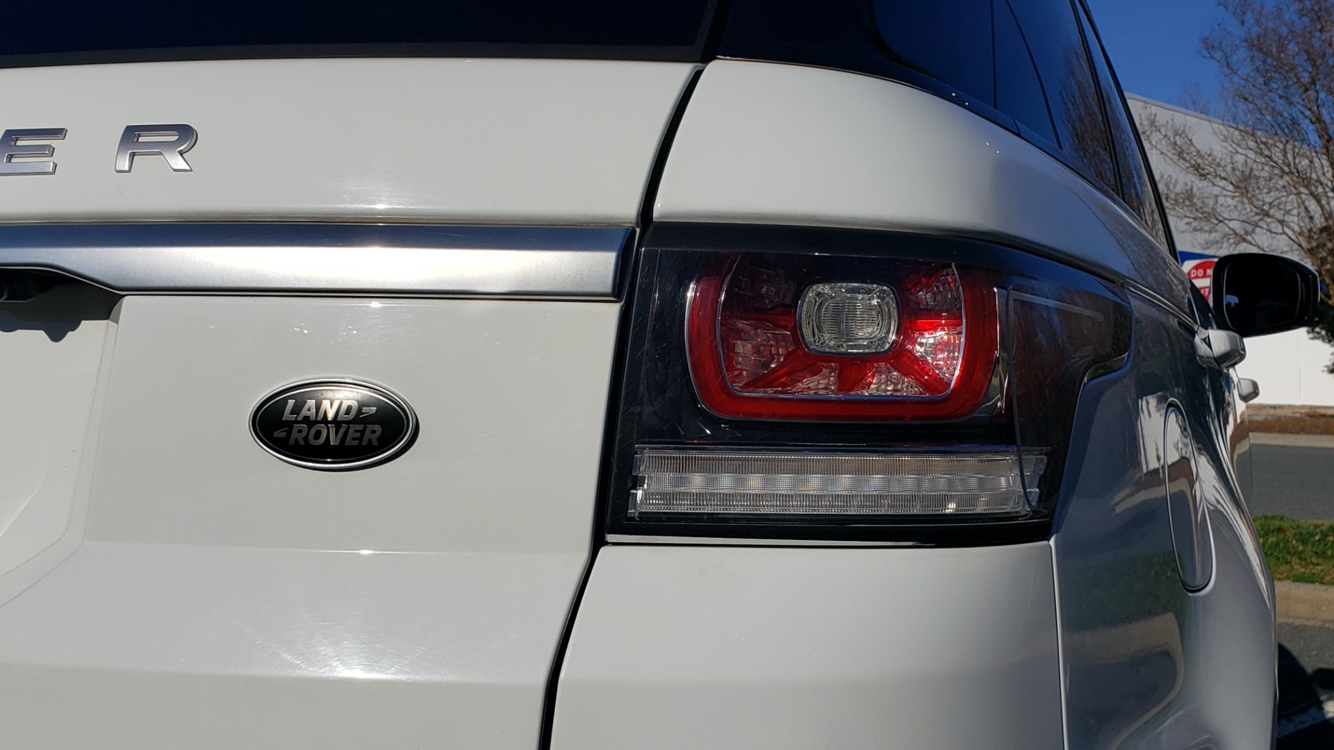 Used 2016 Land Rover RANGE ROVER SPORT SC V6 / NAV / PANO-ROOF / REARVIEW / VISION PKG for sale Sold at Formula Imports in Charlotte NC 28227 32