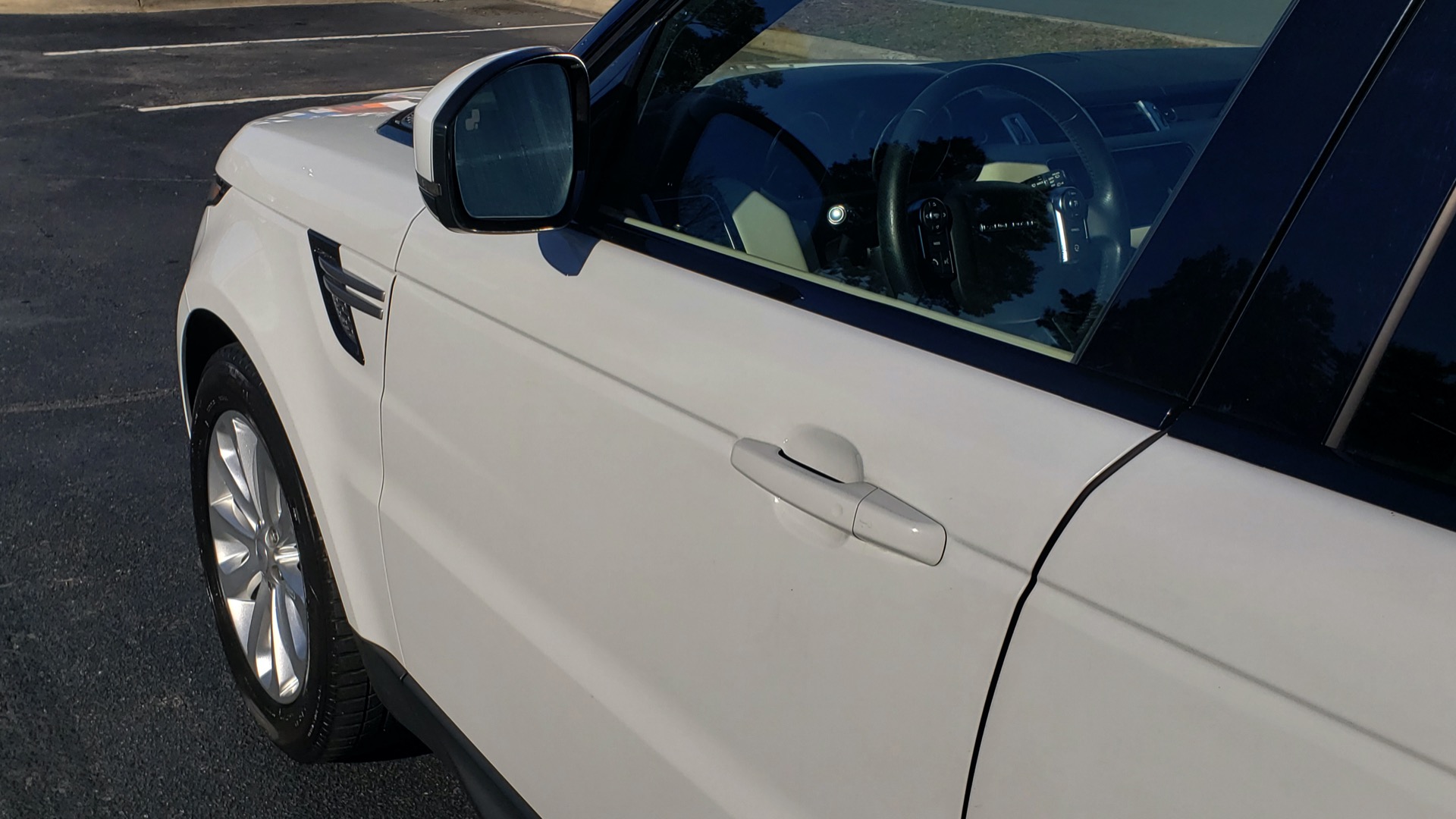 Used 2016 Land Rover RANGE ROVER SPORT SC V6 / NAV / PANO-ROOF / REARVIEW / VISION PKG for sale Sold at Formula Imports in Charlotte NC 28227 4