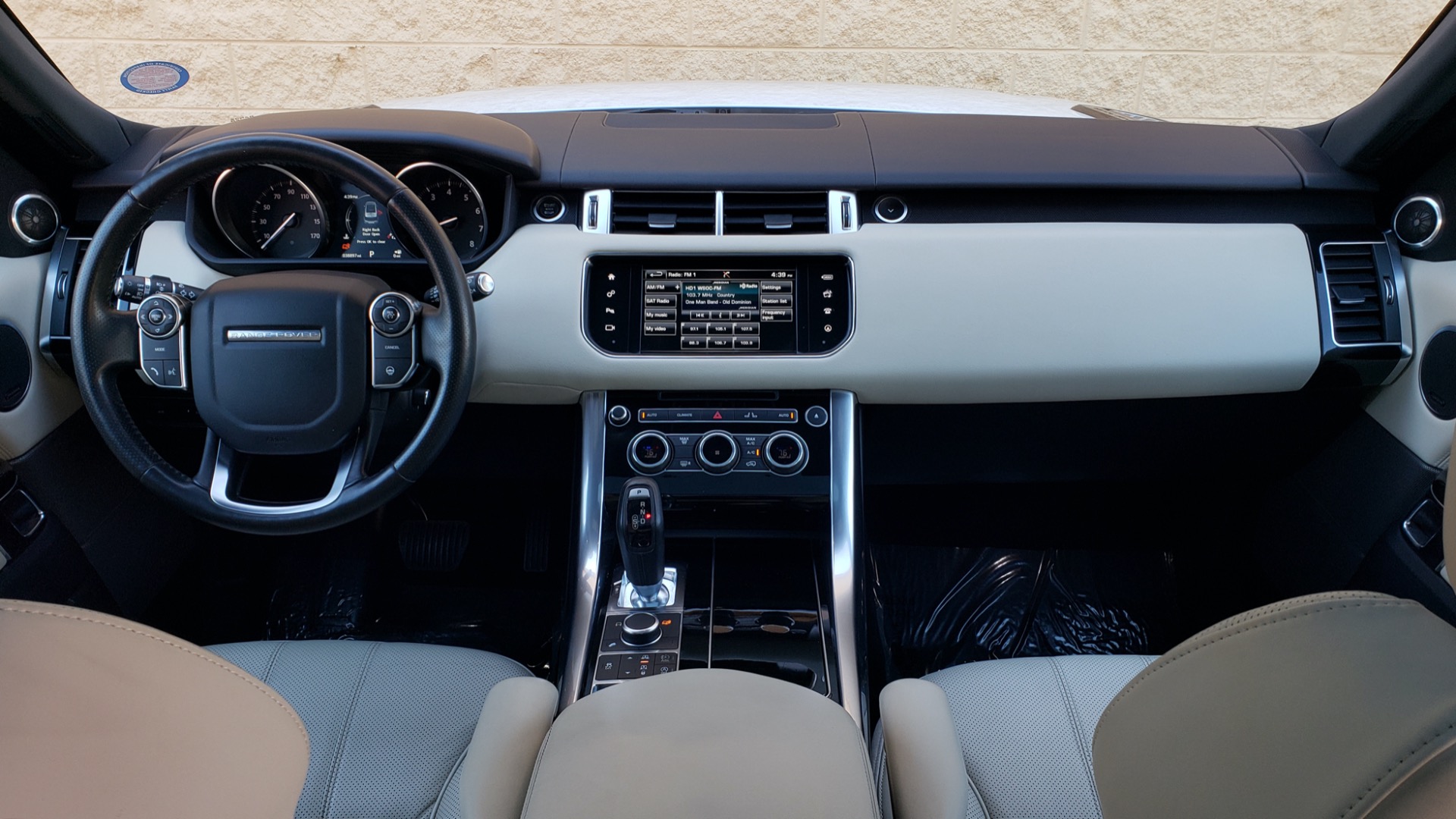 Used 2016 Land Rover RANGE ROVER SPORT SC V6 / NAV / PANO-ROOF / REARVIEW / VISION PKG for sale Sold at Formula Imports in Charlotte NC 28227 83
